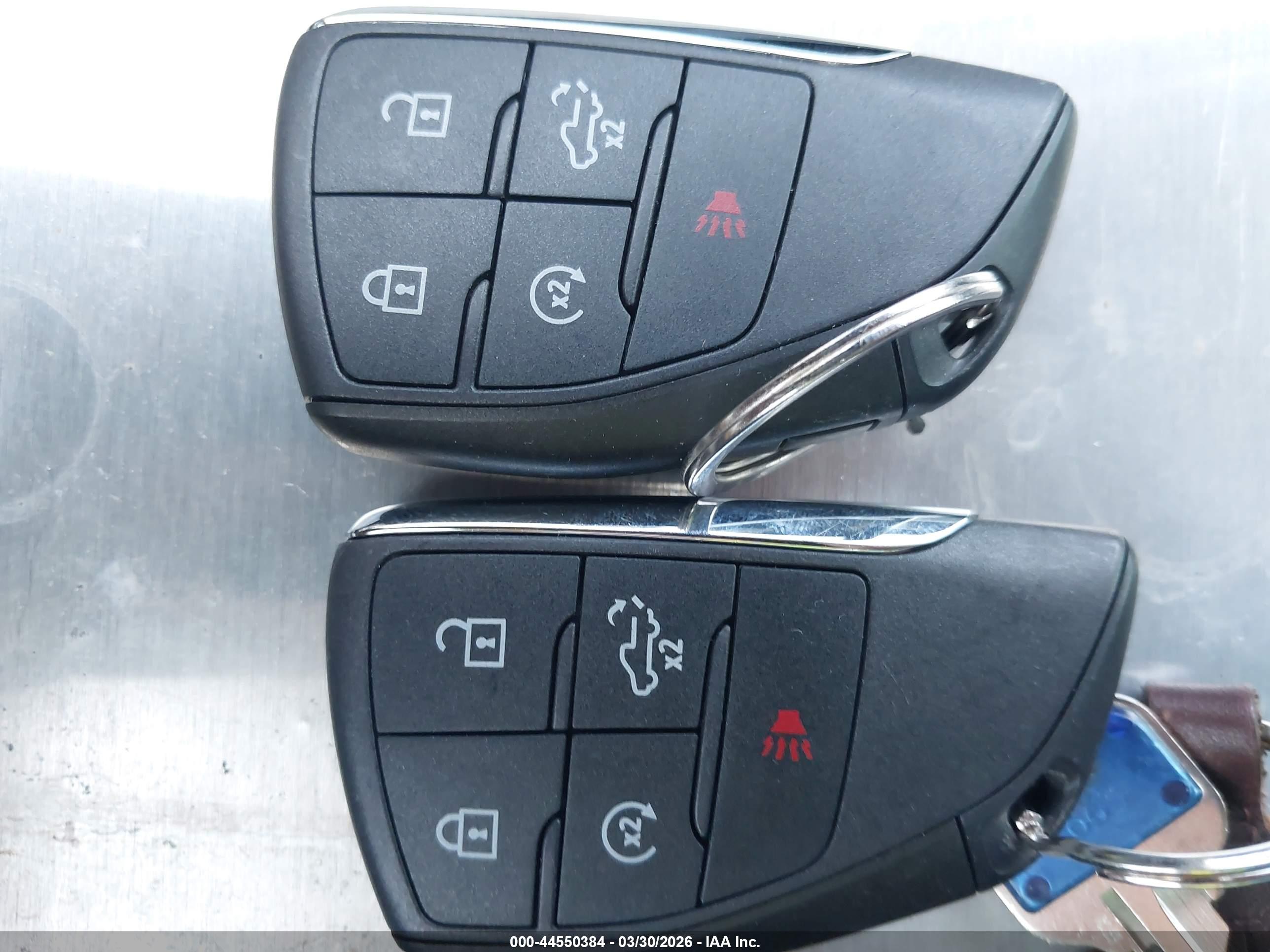GMC SIERRA image 11