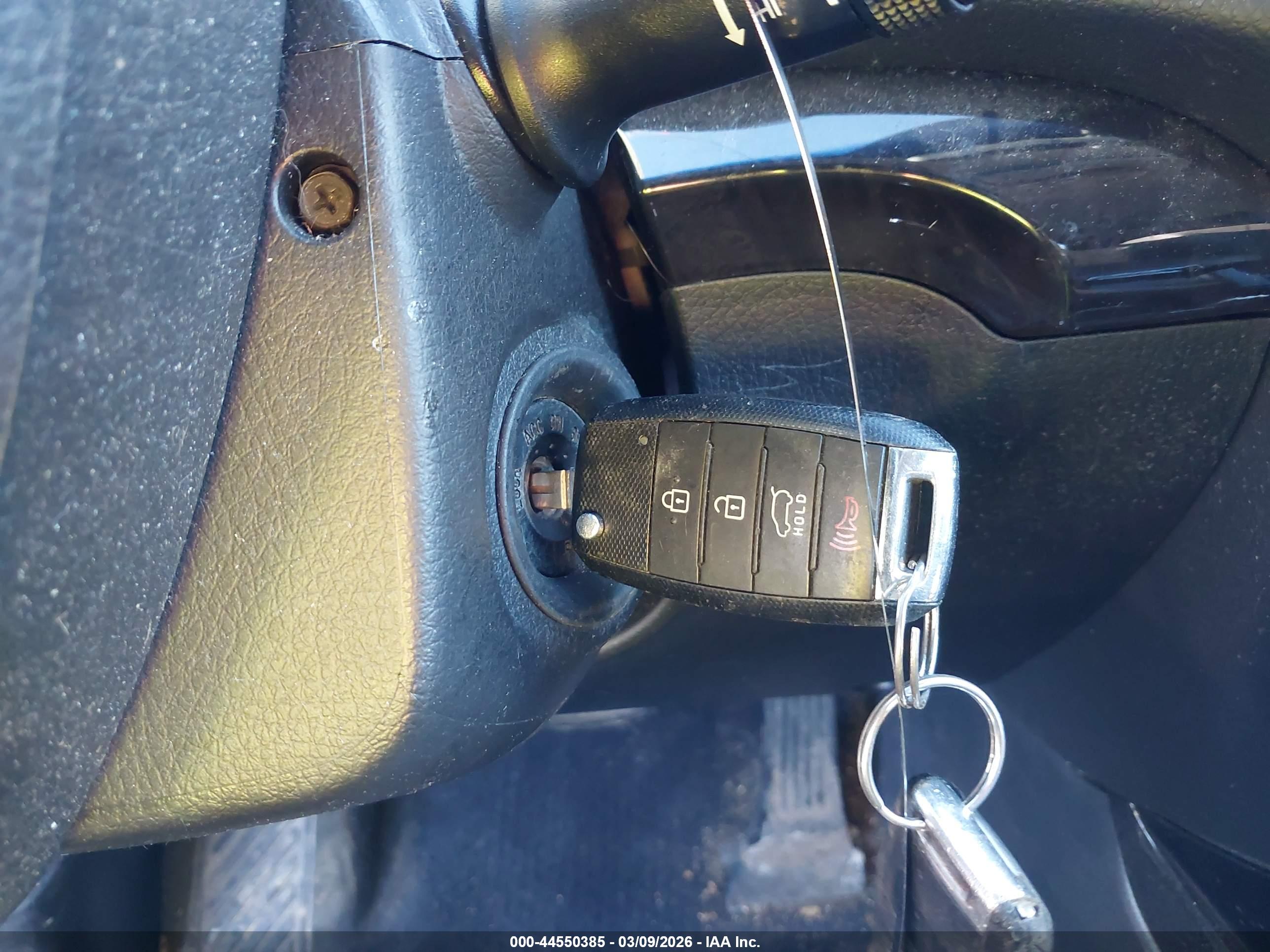 KIA SORENTO image 11