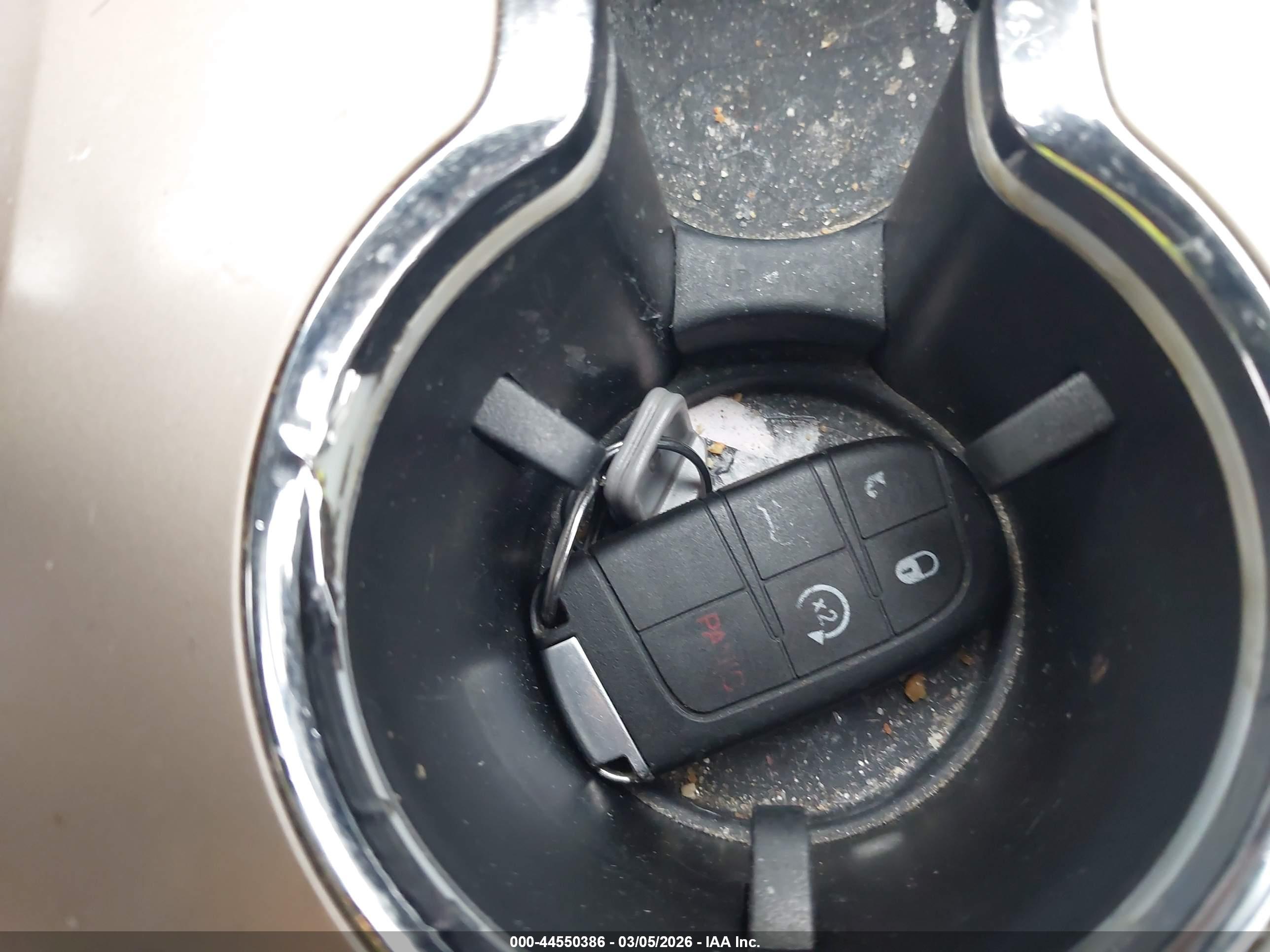 JEEP GRAND image 11