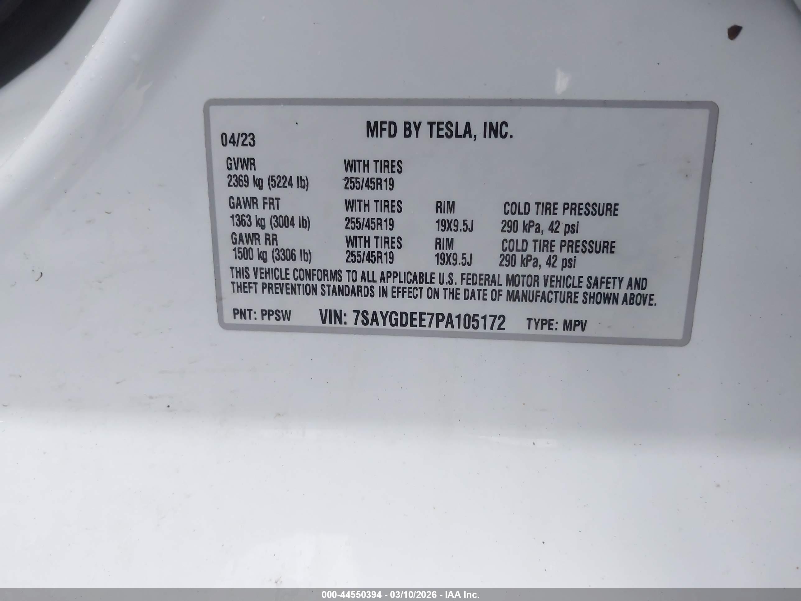 TESLA MODEL image 9