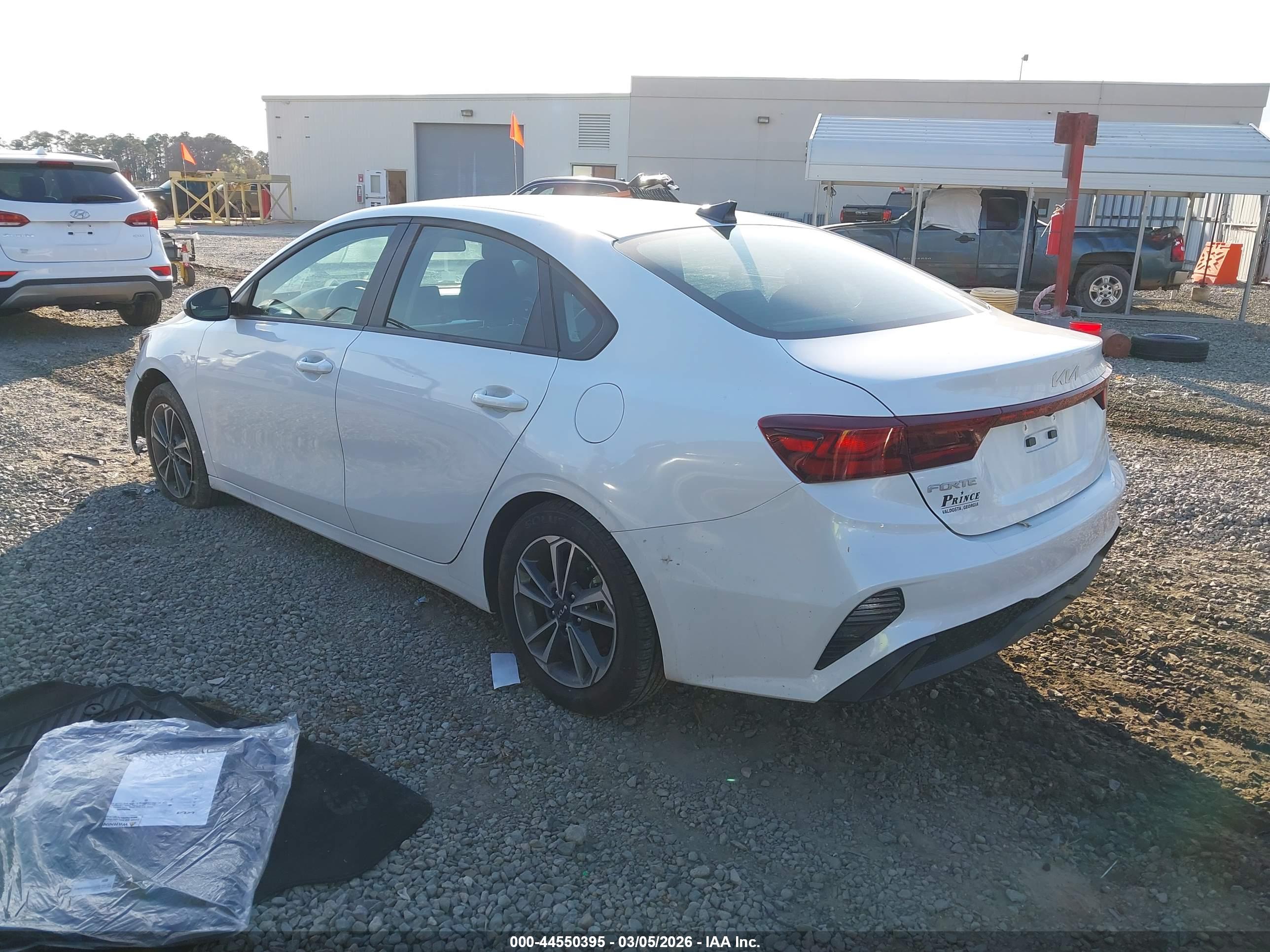 KIA FORTE image 3