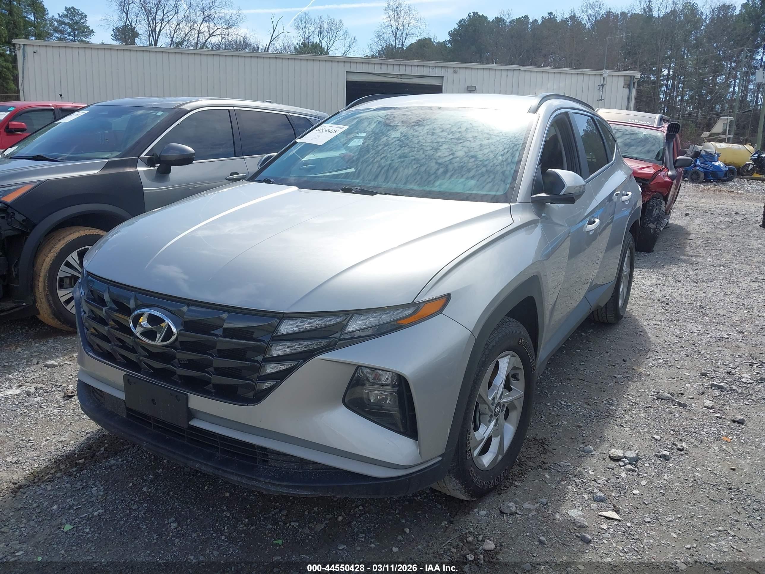 HYUNDAI TUCSON image 2