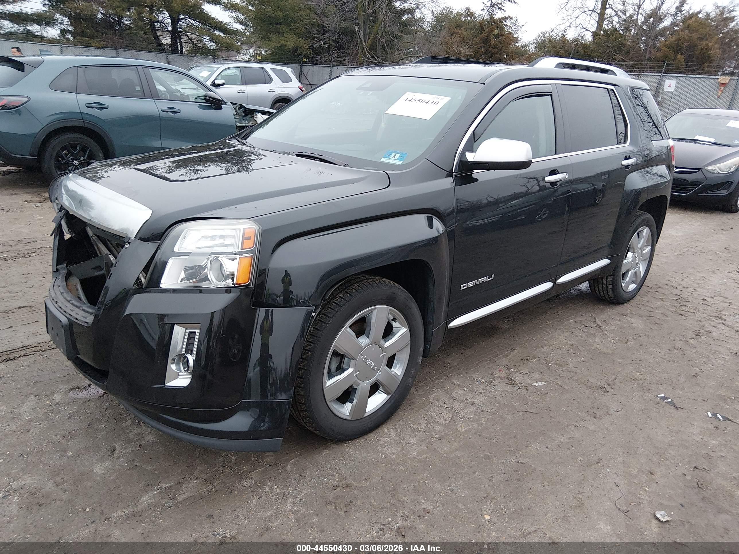 GMC TERRAIN image 2