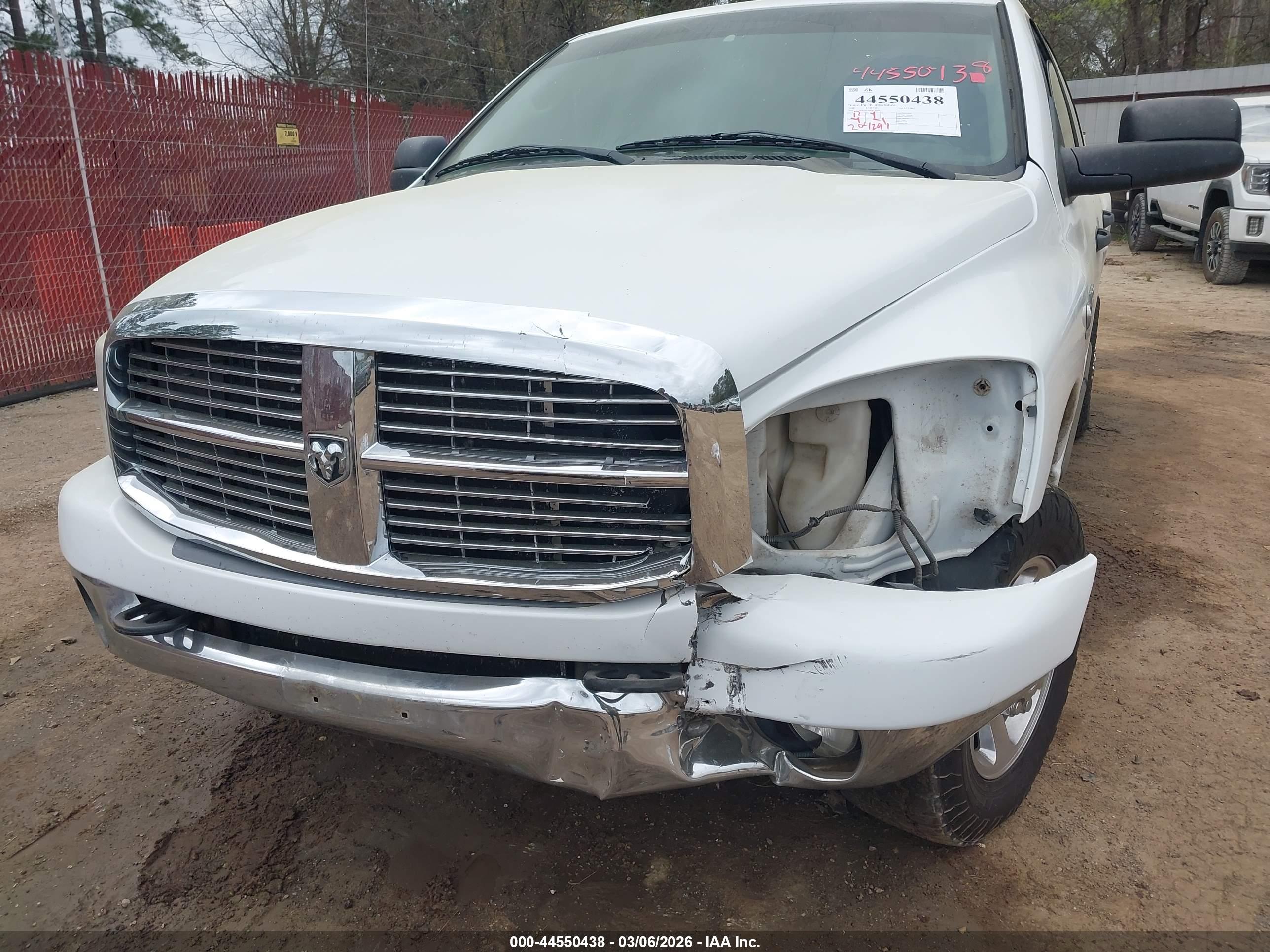 DODGE RAM image 6