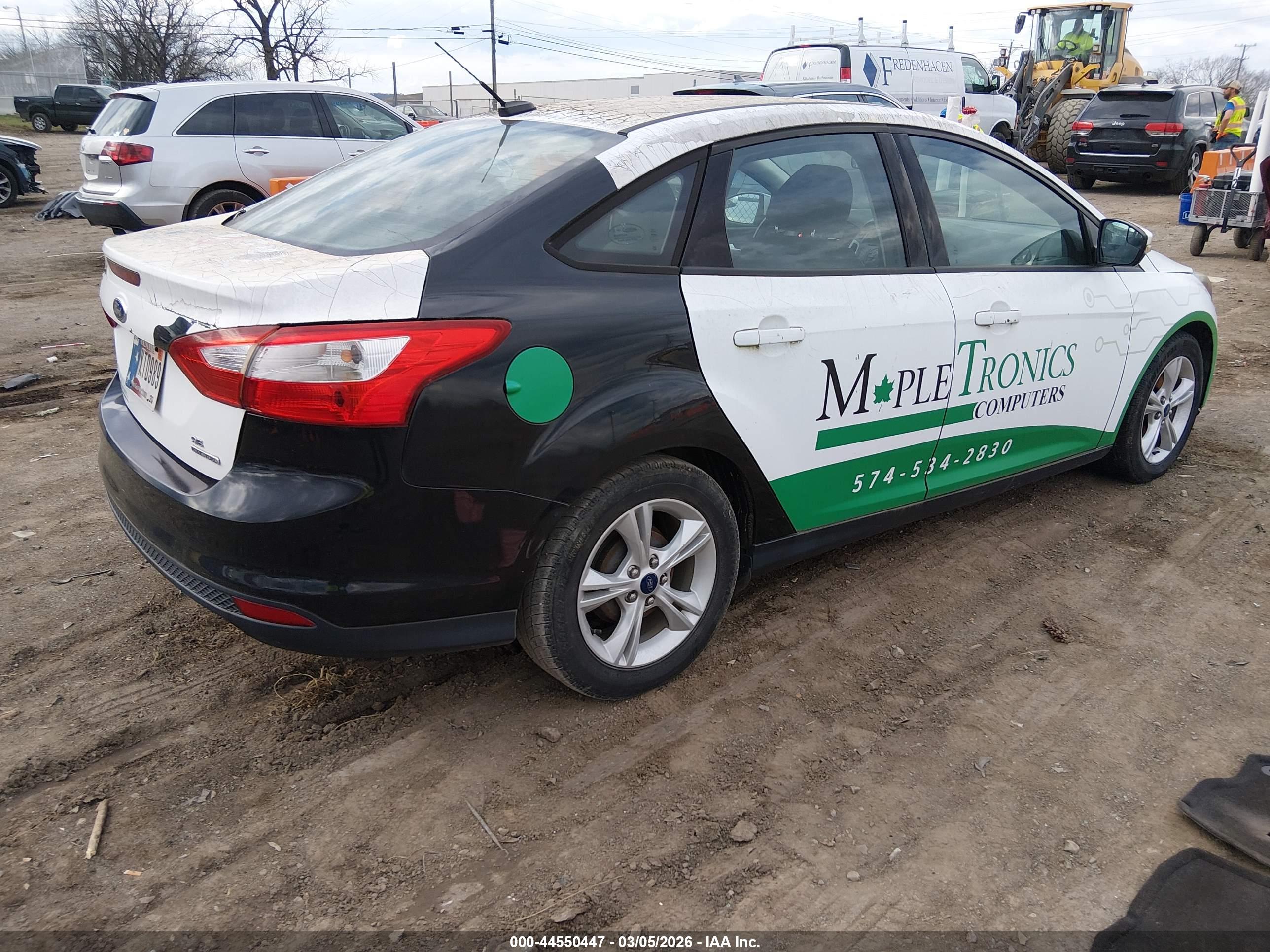 FORD FOCUS image 4