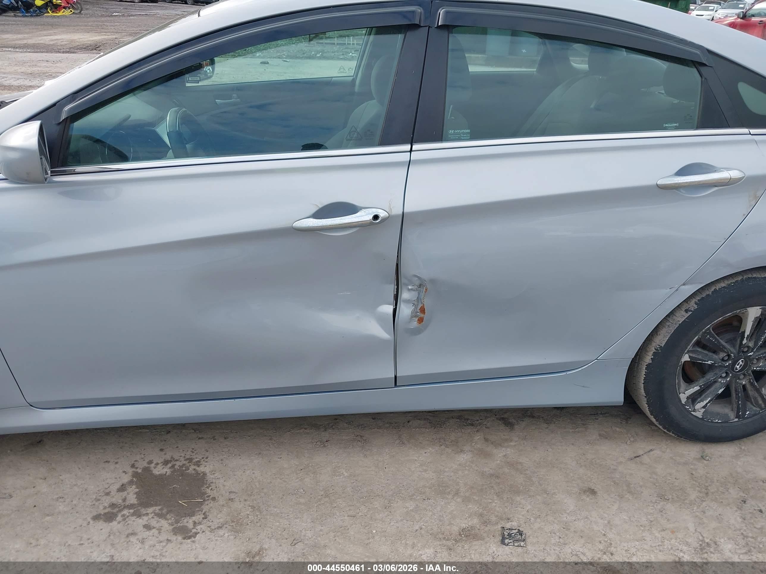 HYUNDAI SONATA image 6