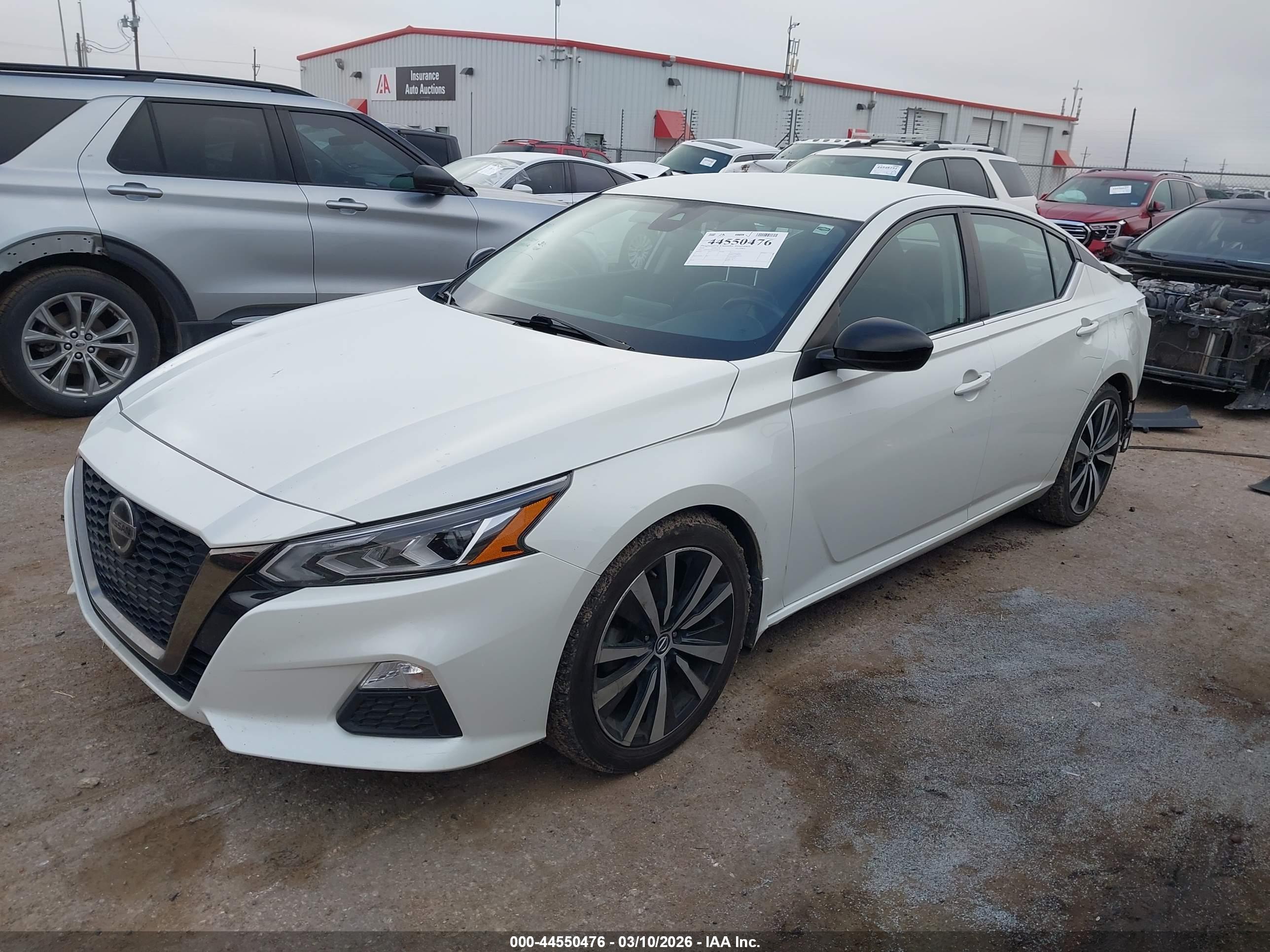 NISSAN ALTIMA image 2