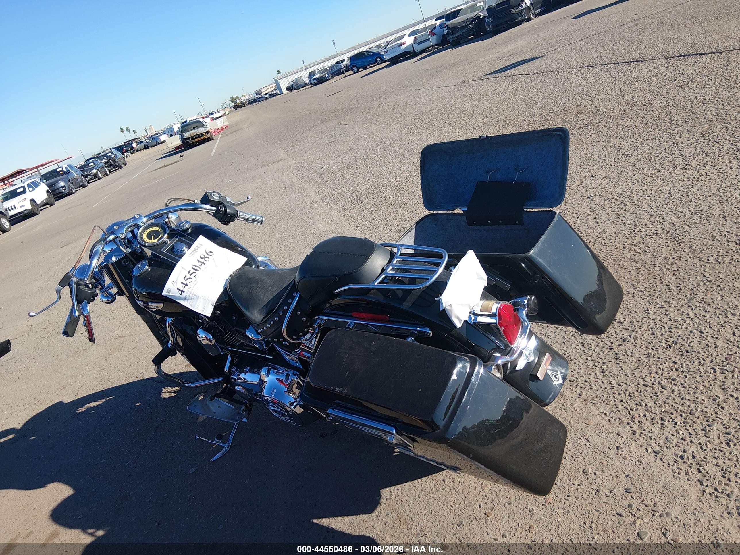 HARLEY-DAVIDSON FLSTN image 3
