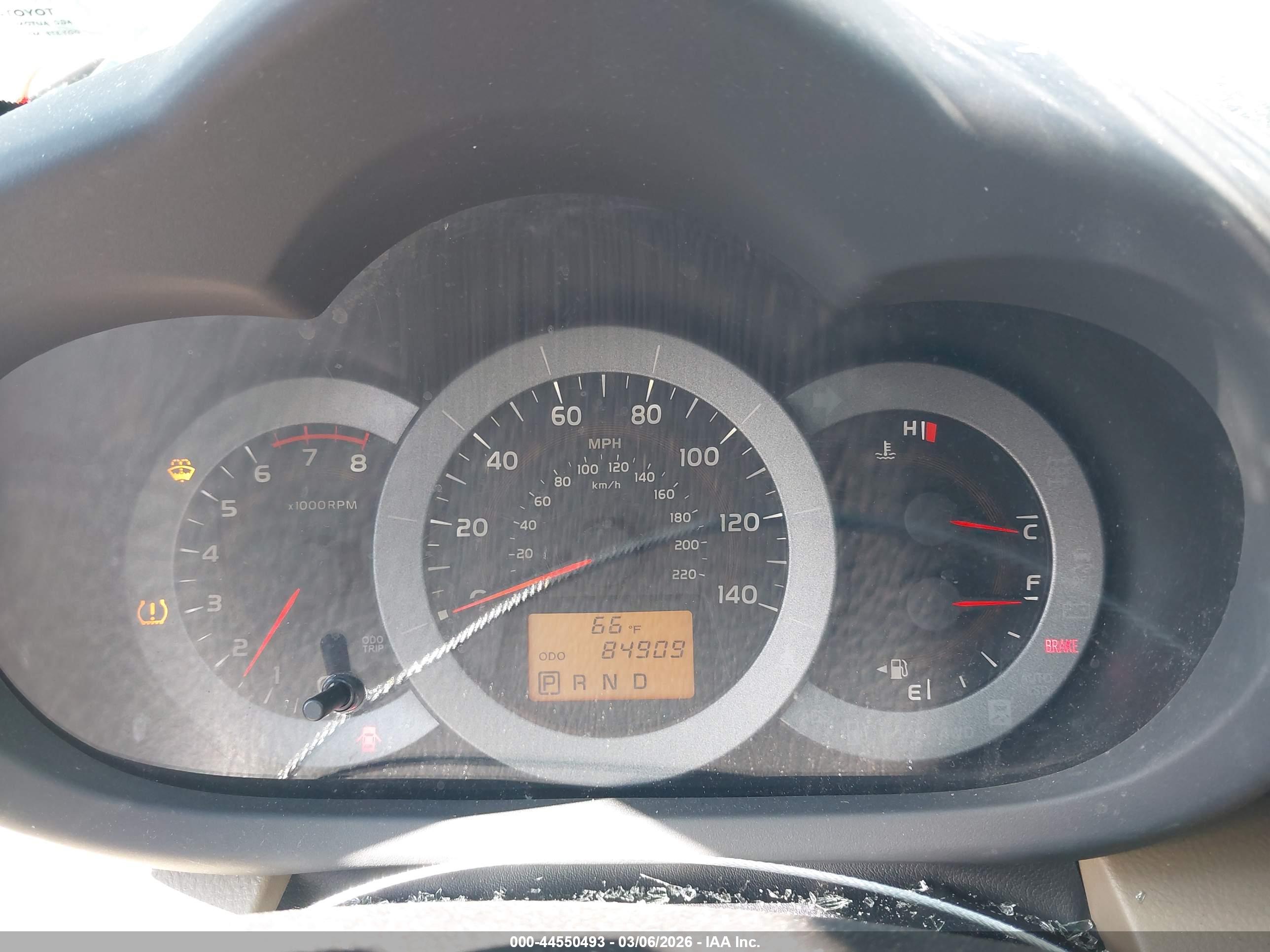 TOYOTA RAV4 image 7