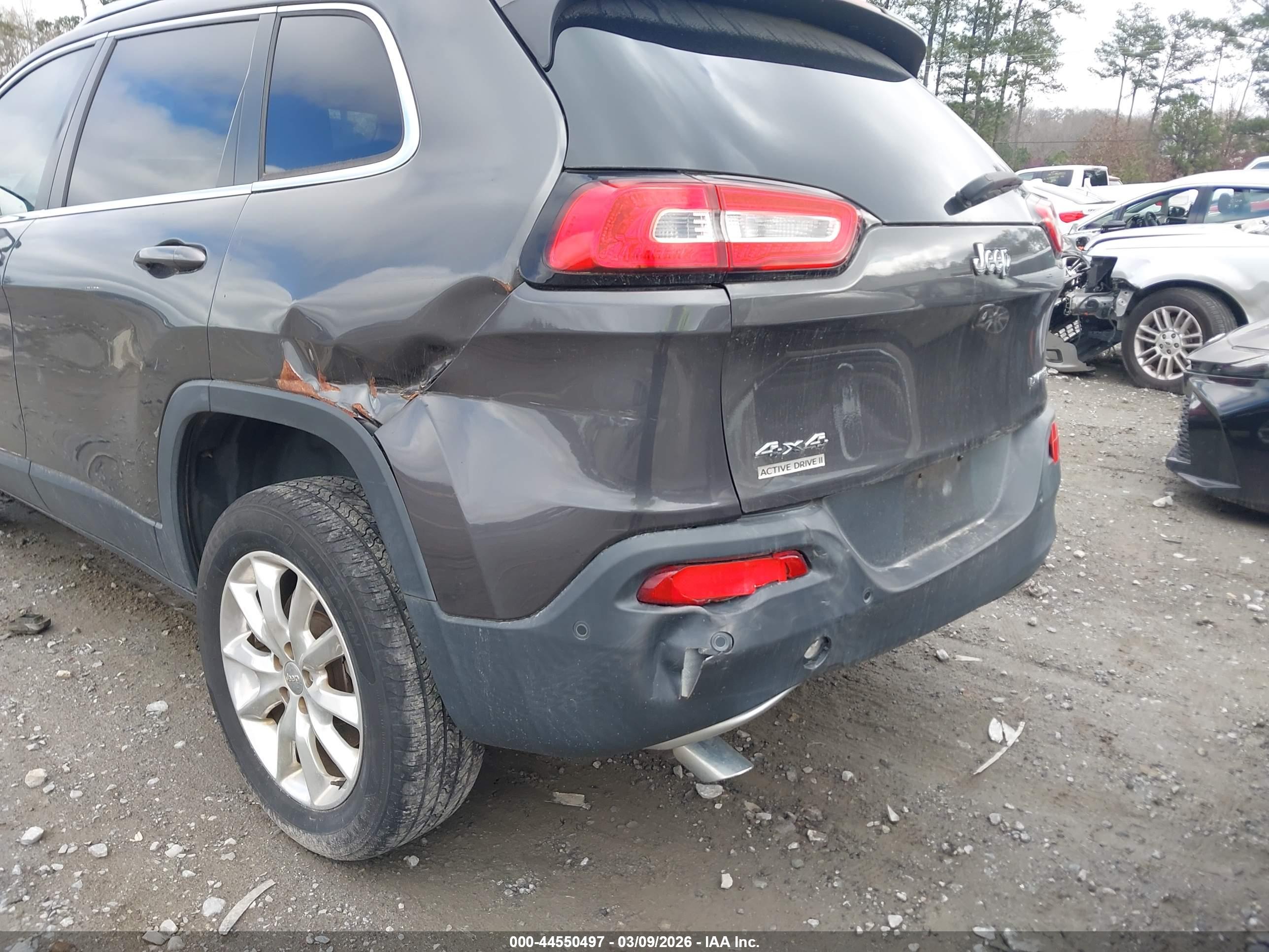 JEEP CHEROKEE image 6