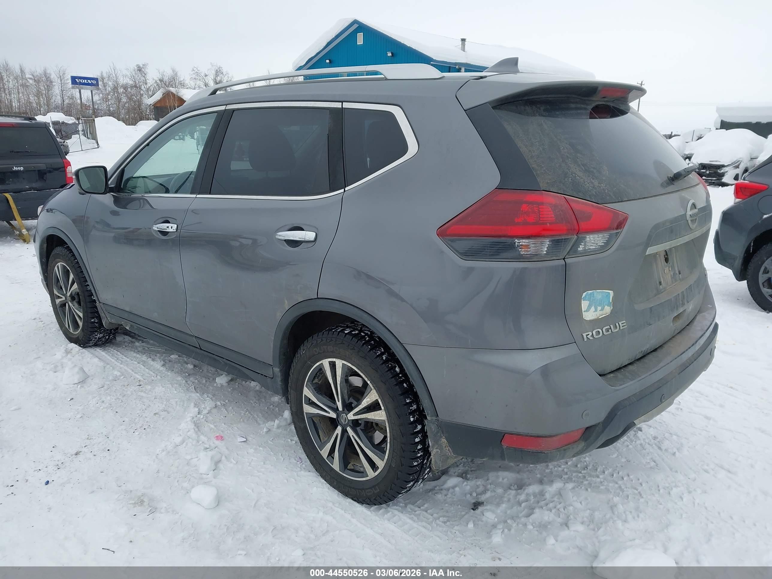 NISSAN ROGUE image 3