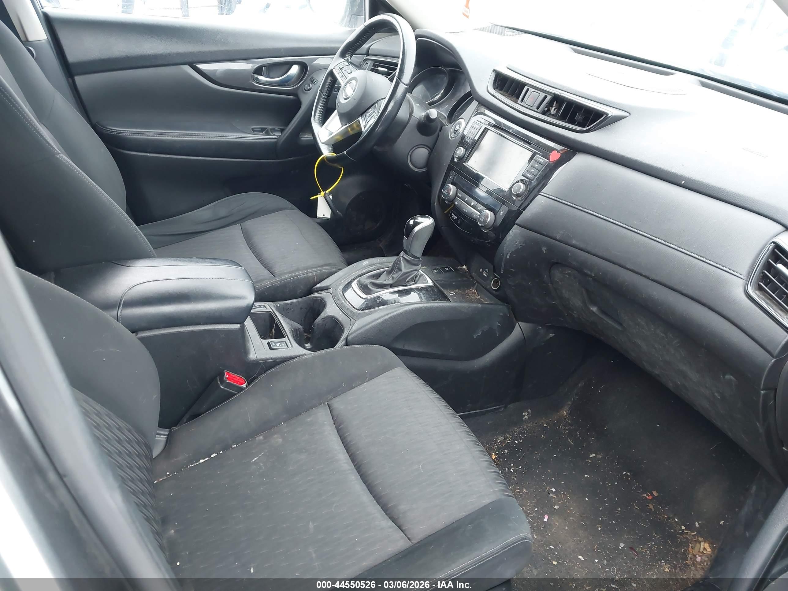 NISSAN ROGUE image 5