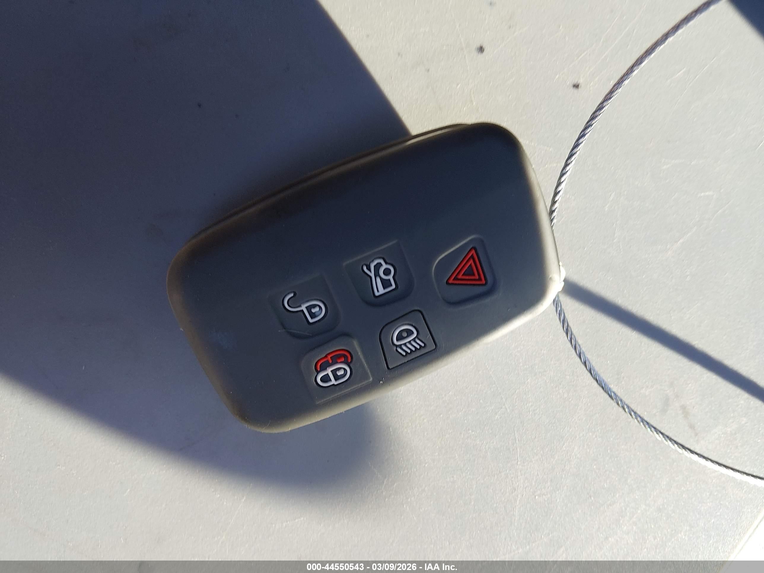 LAND ROVER image 11