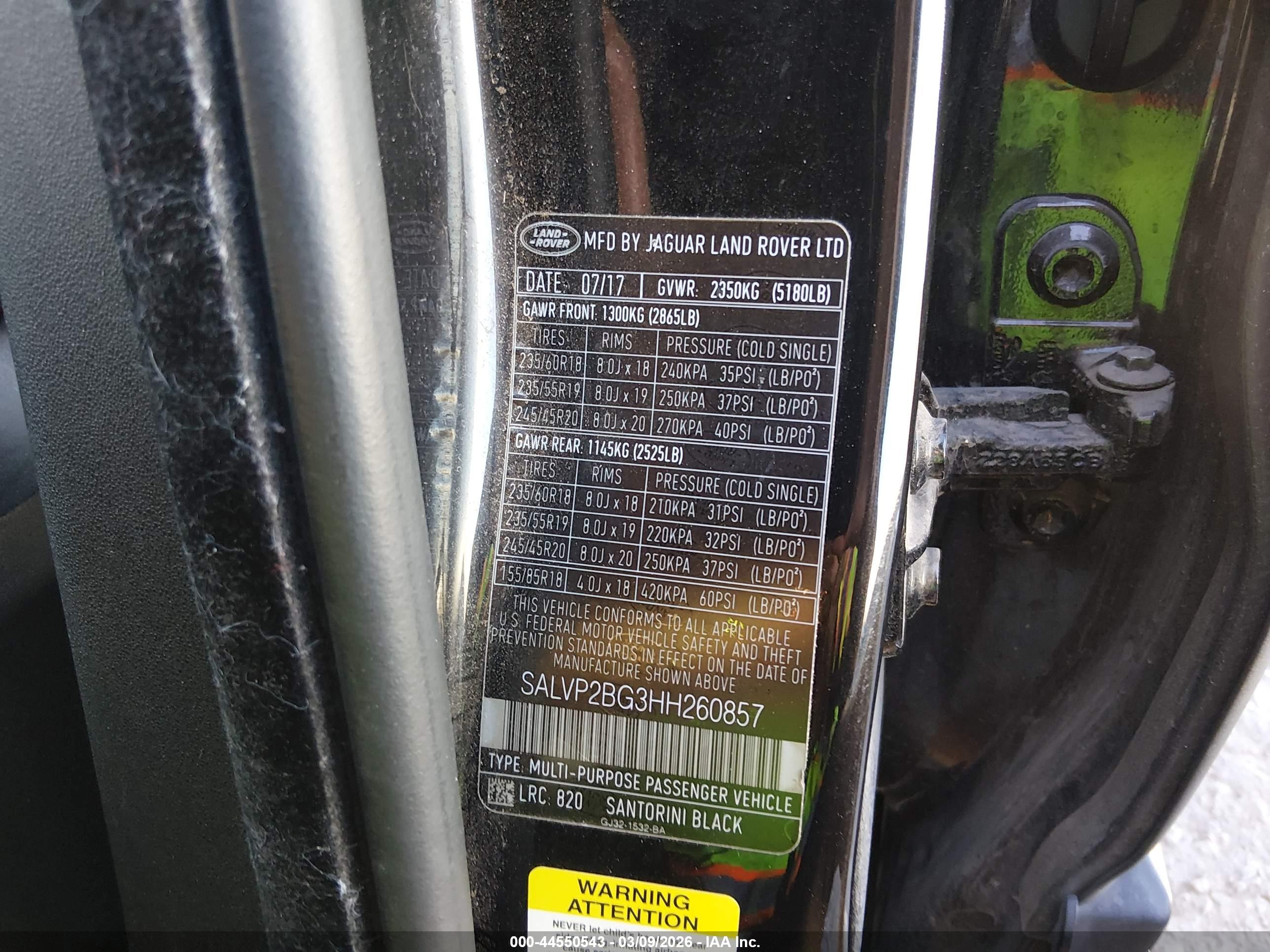 LAND ROVER image 9