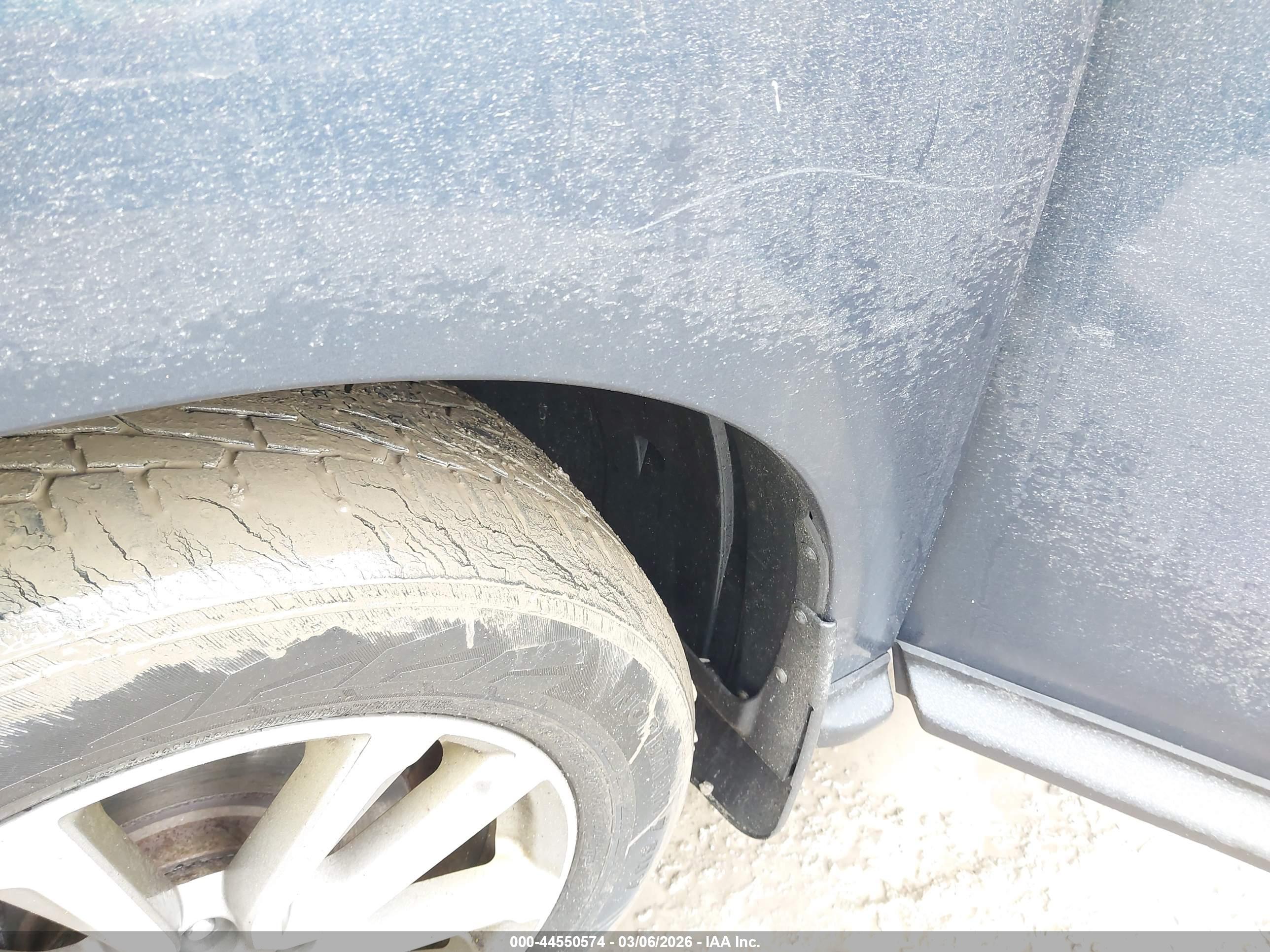 NISSAN PATHFINDER image 6