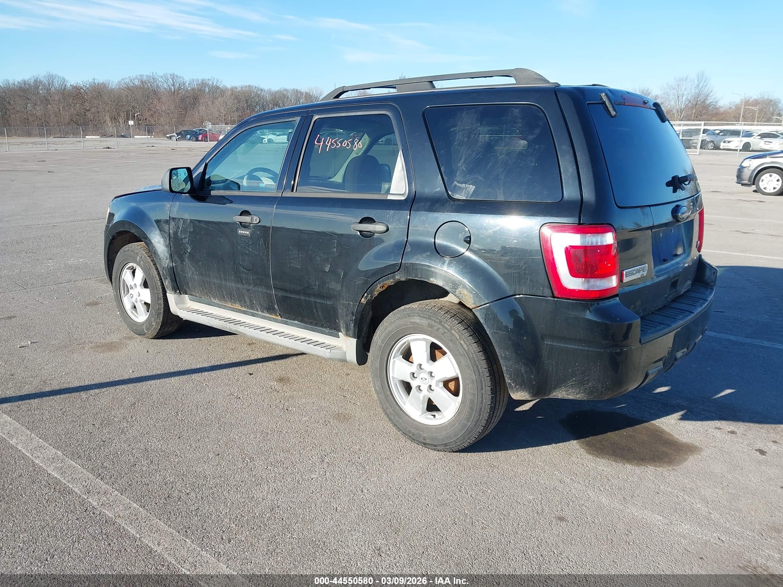 FORD ESCAPE image 3