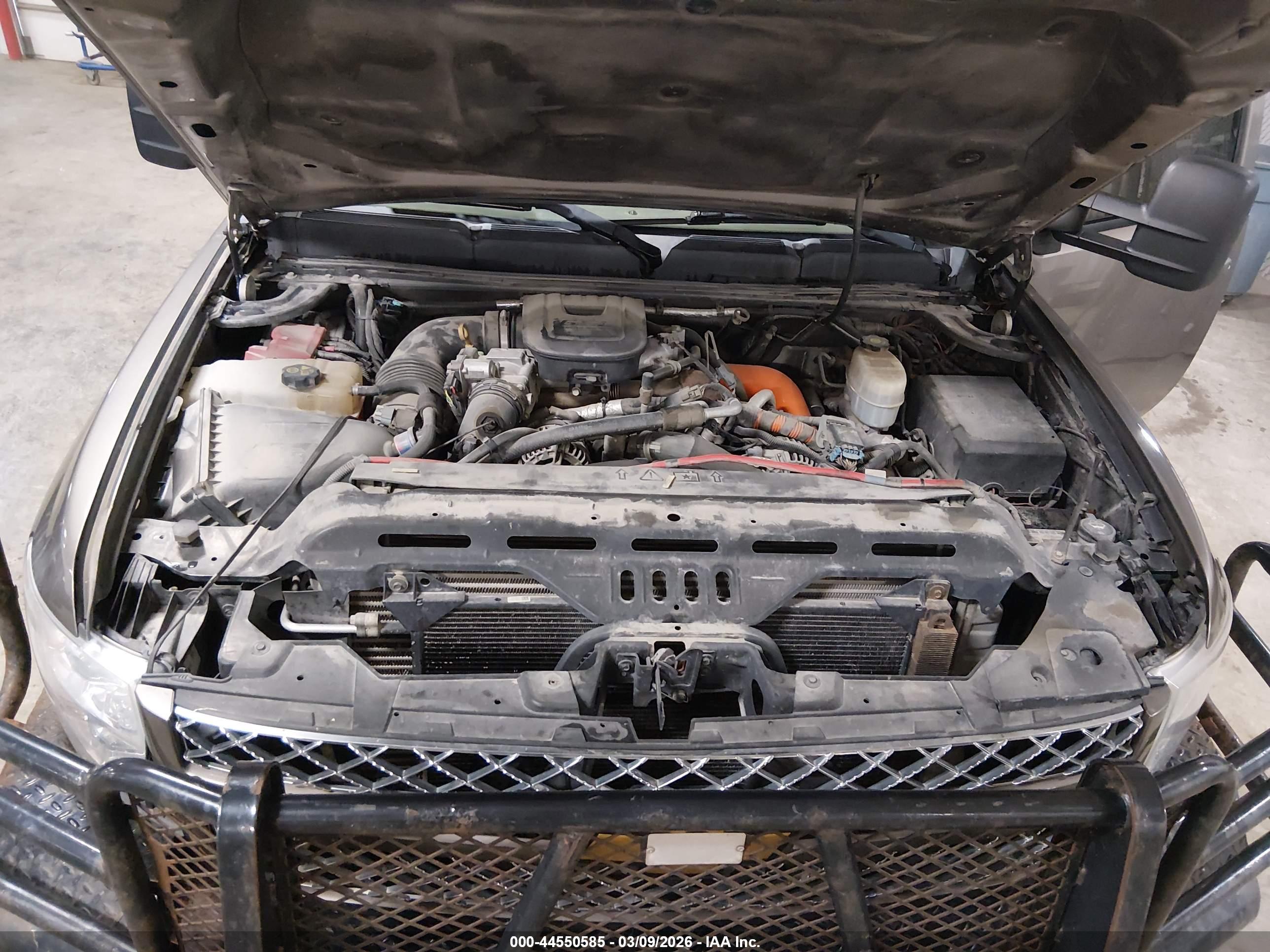CHEVROLET SILVERADO image 10