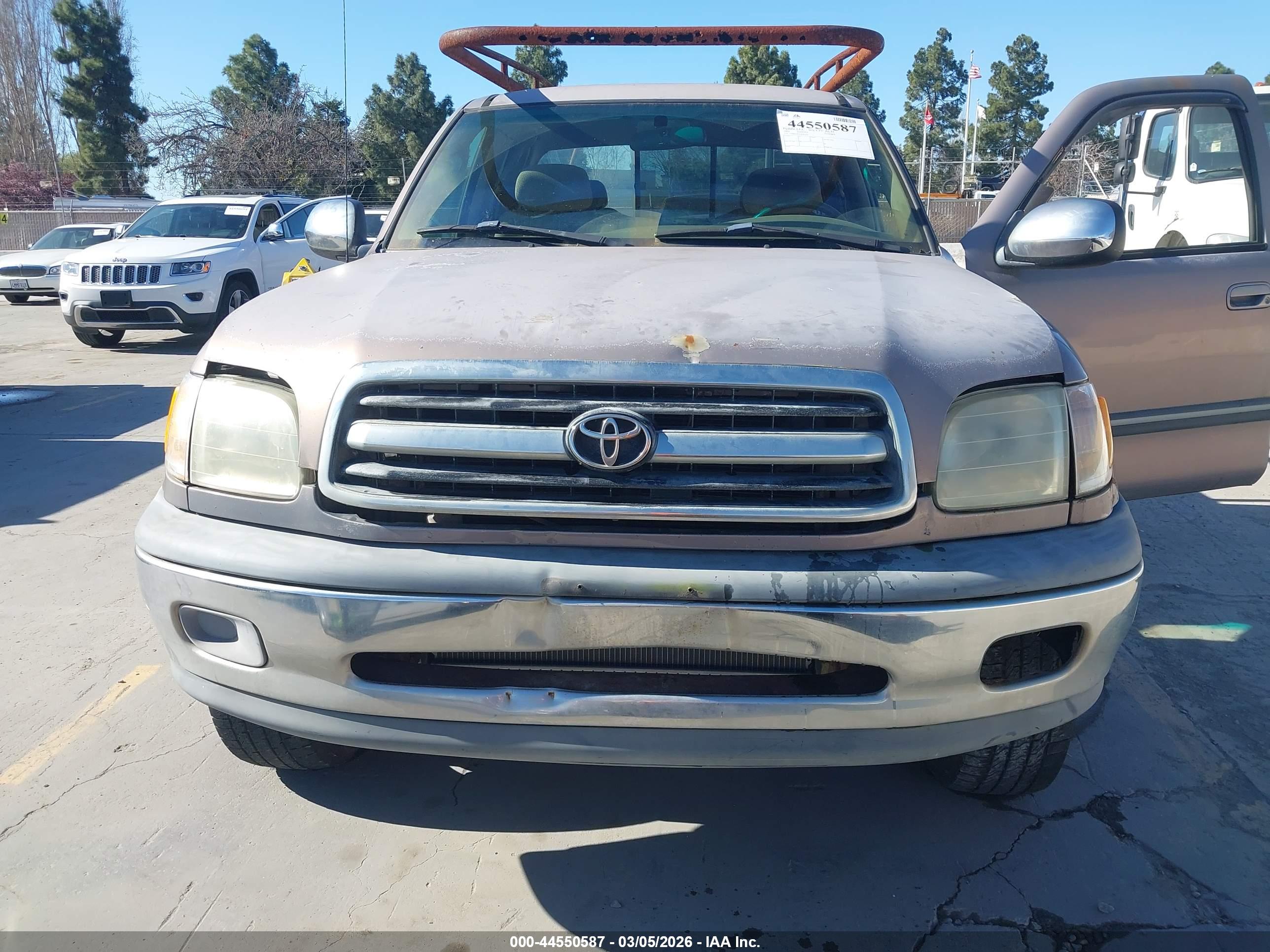 TOYOTA TUNDRA image 6