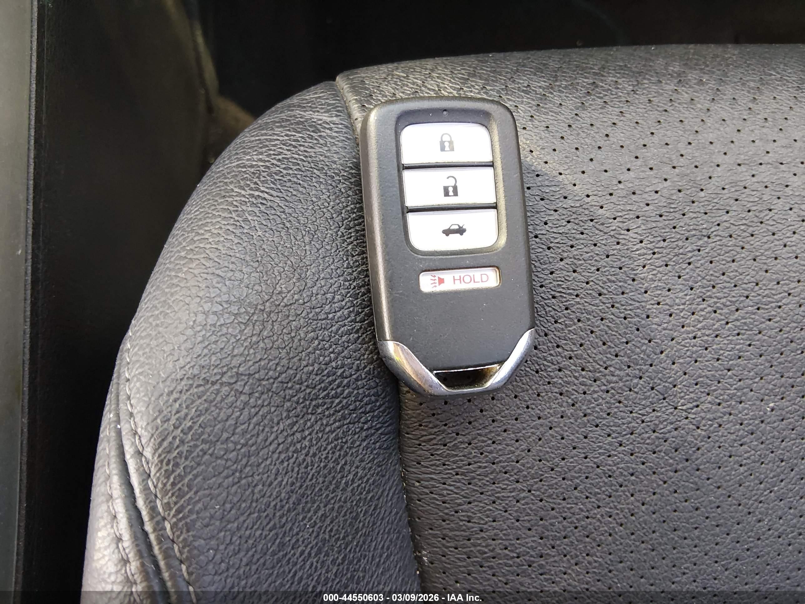 HONDA ACCORD image 11