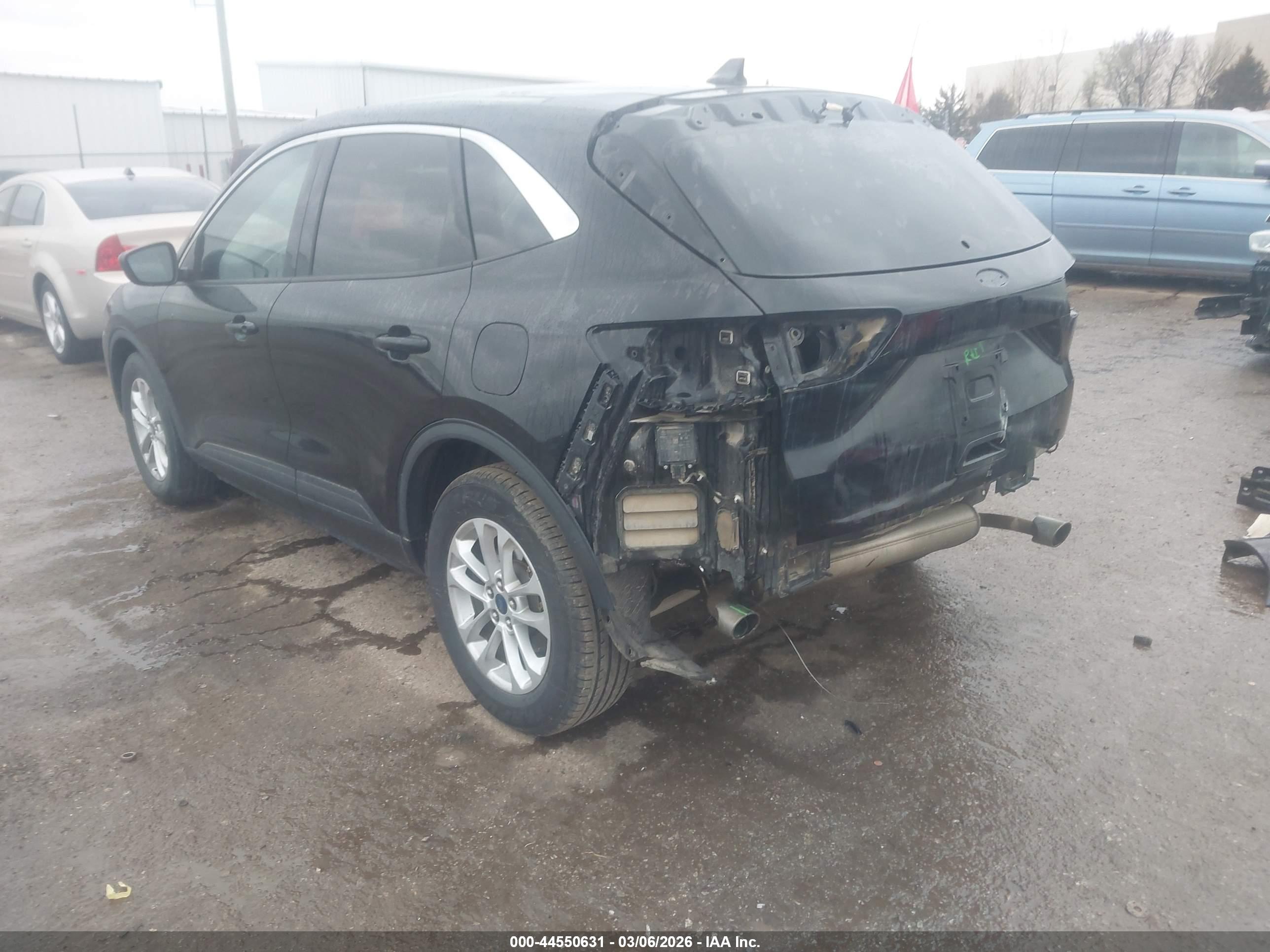FORD ESCAPE image 3
