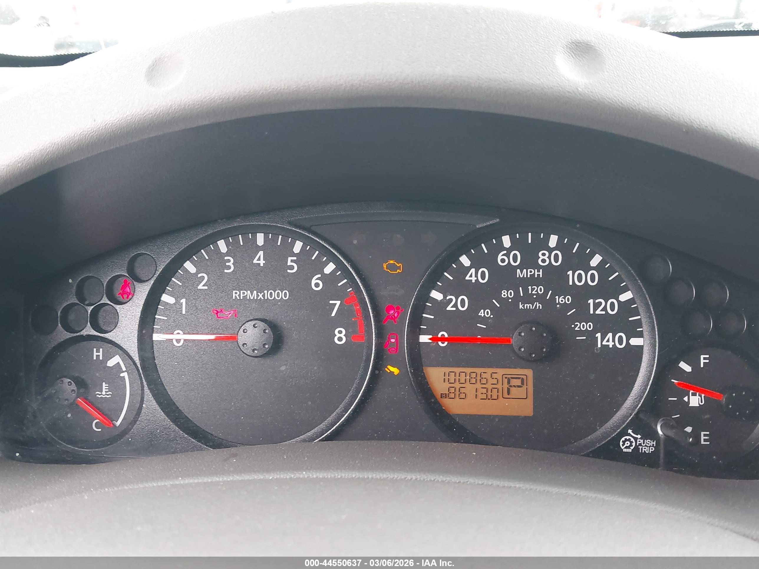 NISSAN FRONTIER image 7