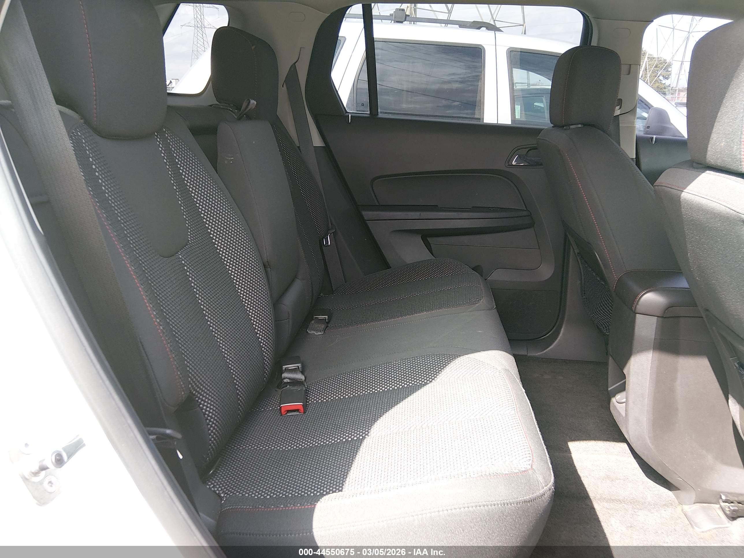 GMC TERRAIN image 8