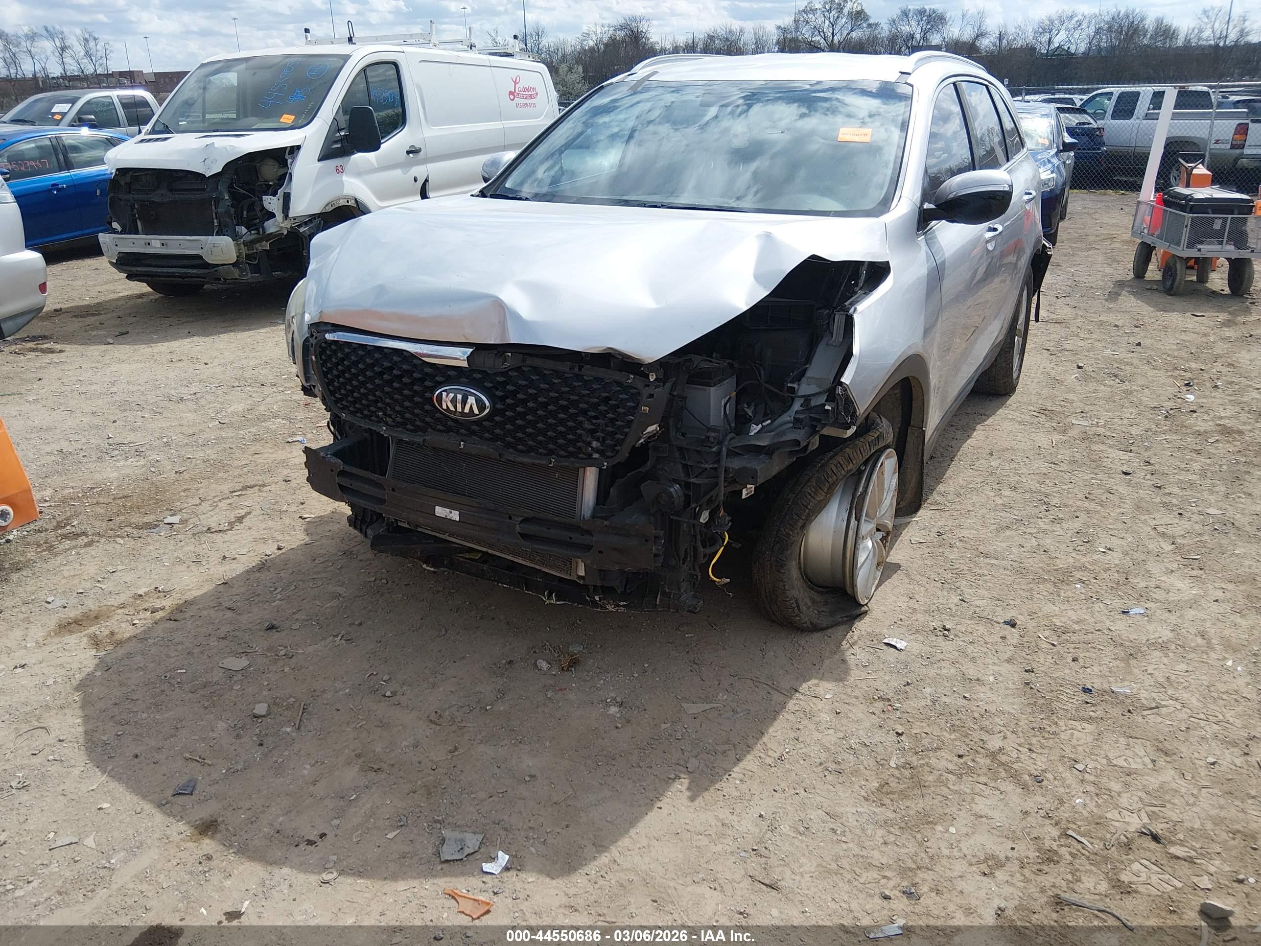 KIA SORENTO image 6