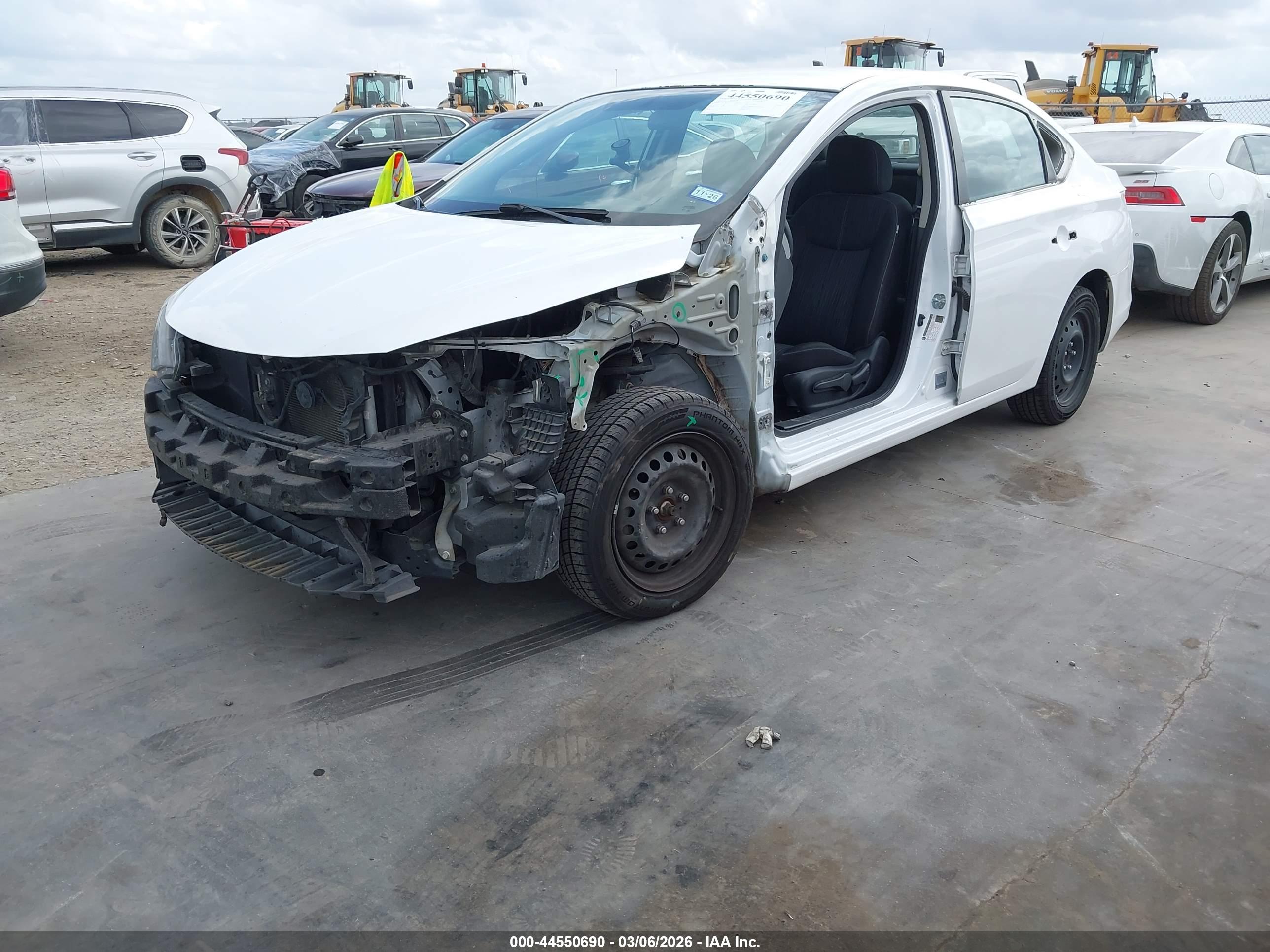 NISSAN SENTRA image 2