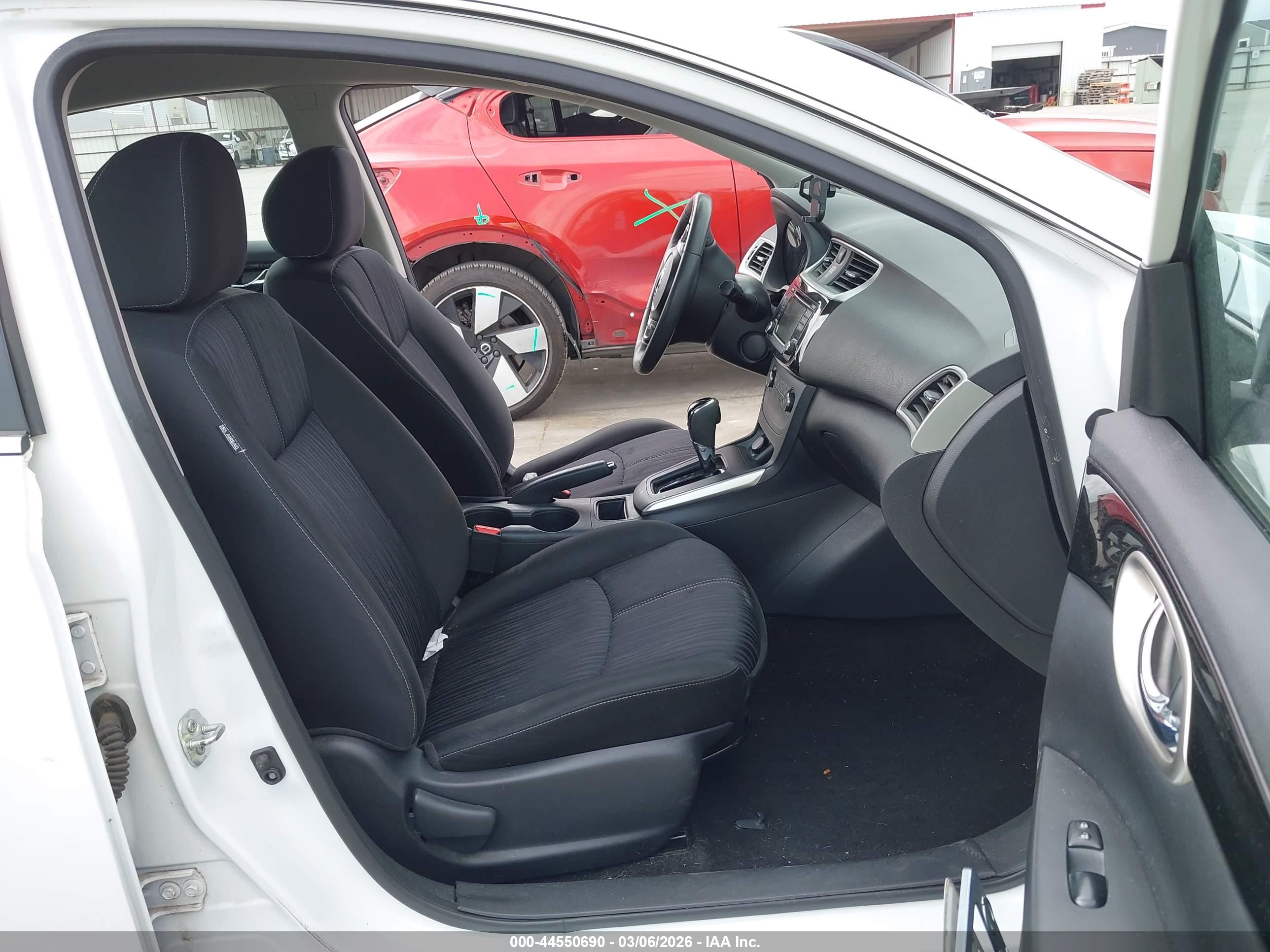 NISSAN SENTRA image 5