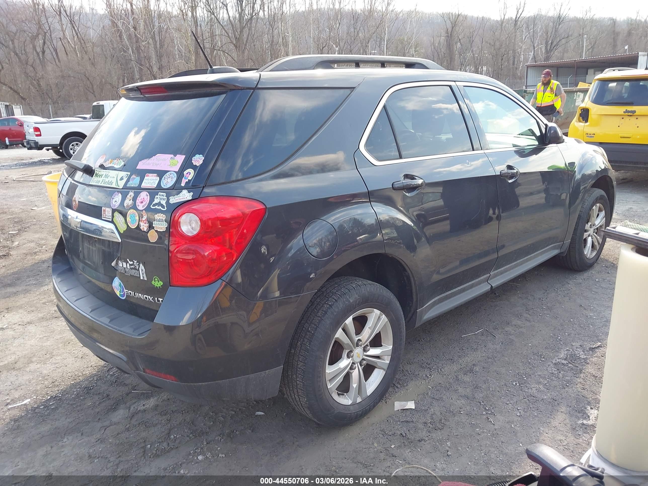 CHEVROLET EQUINOX image 4
