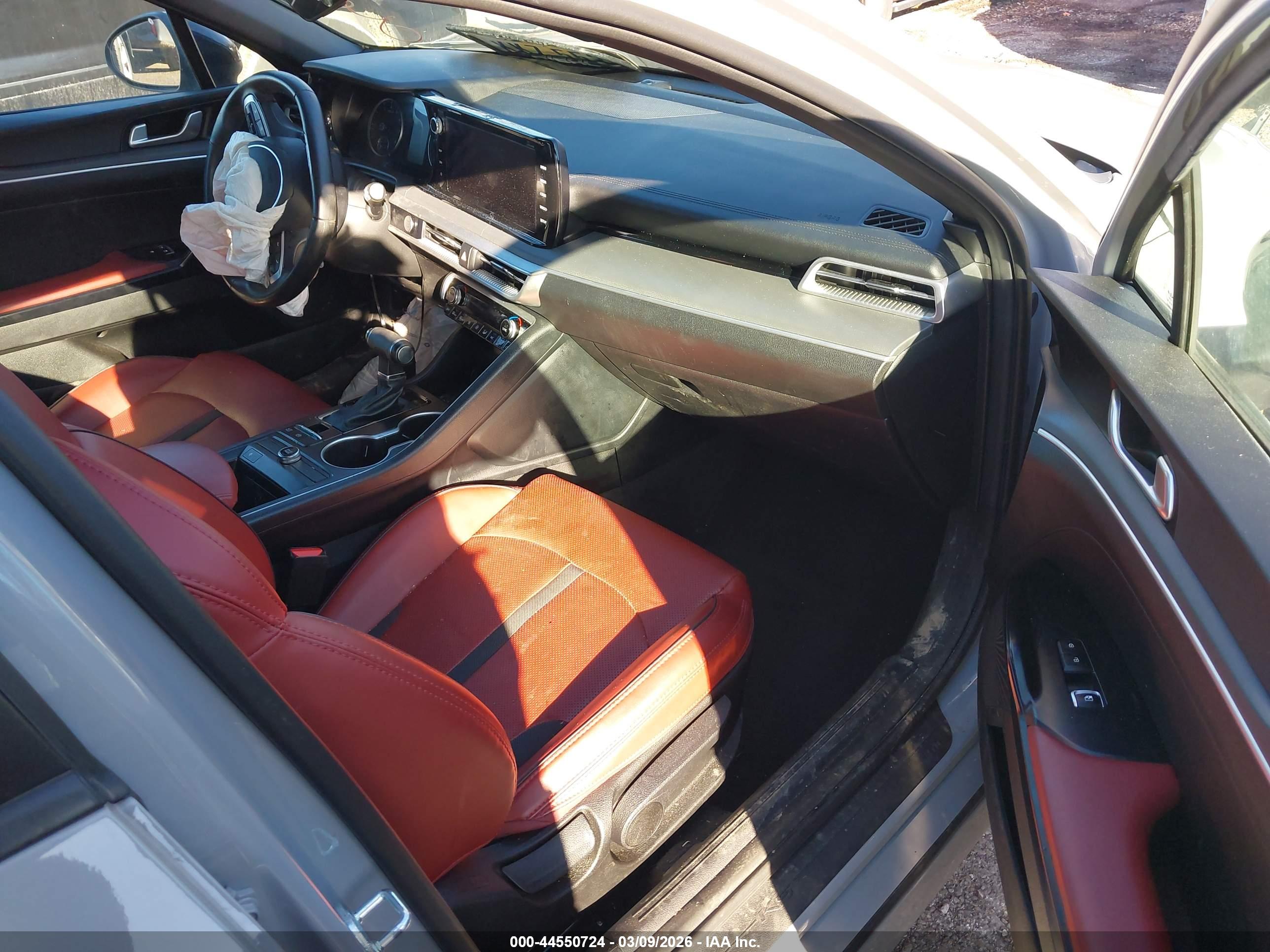 KIA K5 image 5