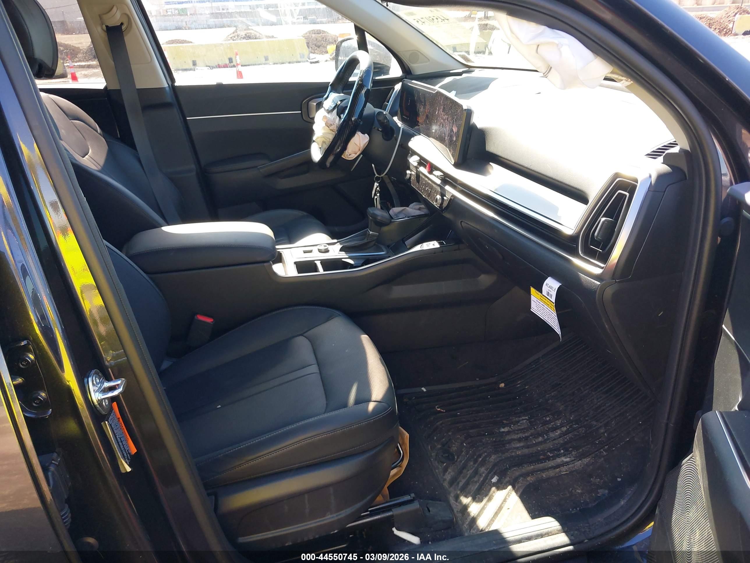 KIA SORENTO image 5