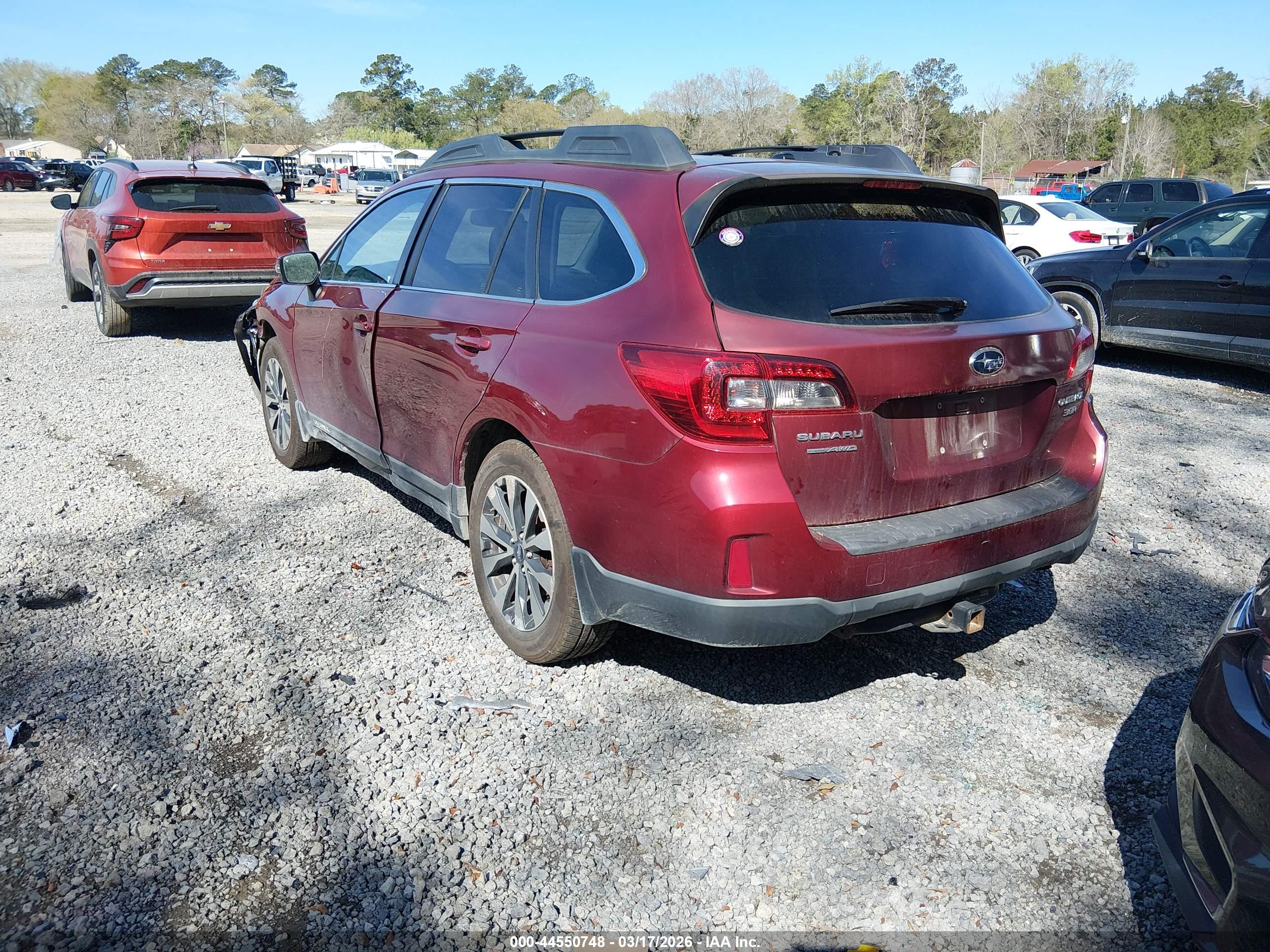 SUBARU OUTBACK image 3