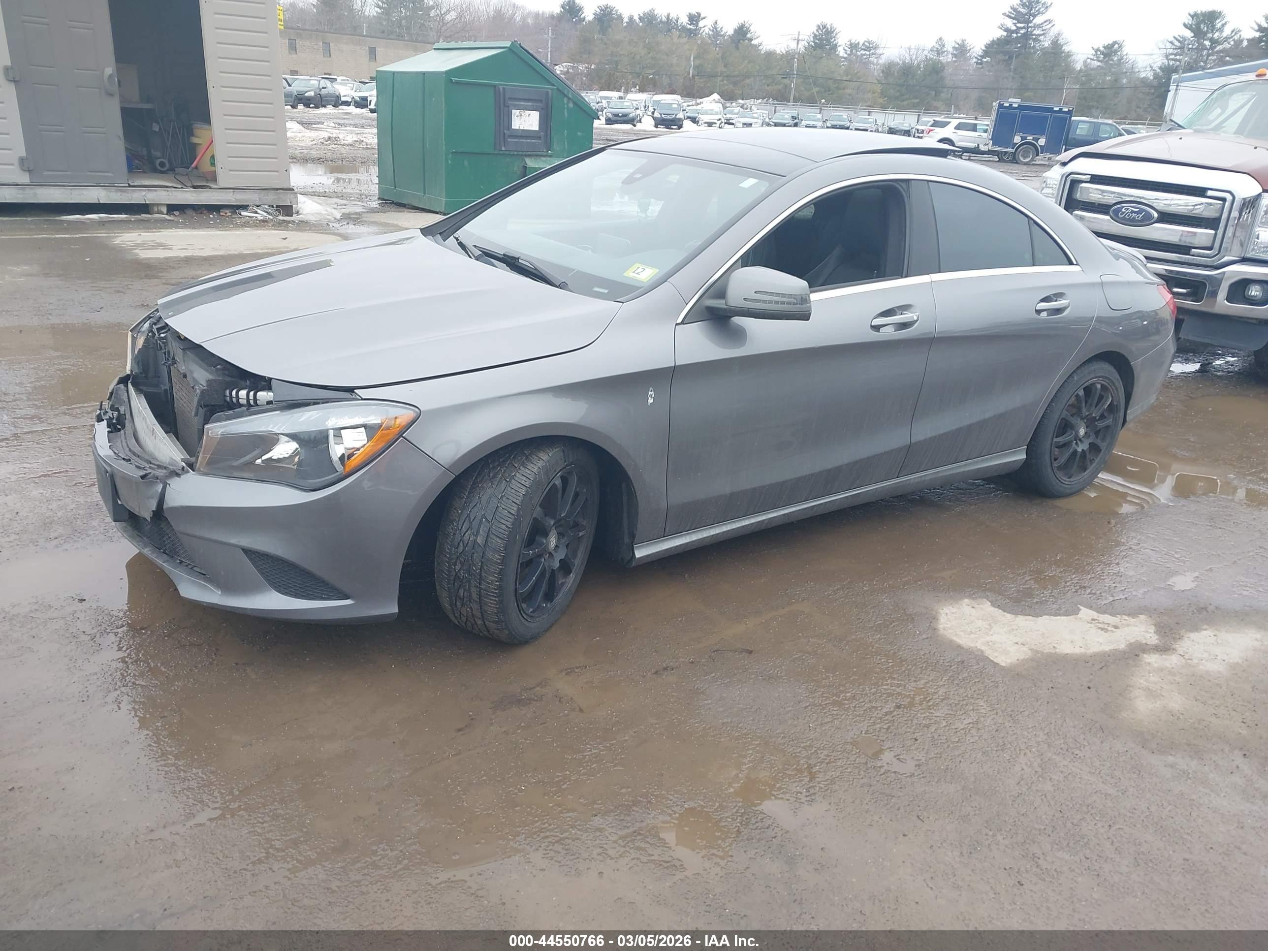 MERCEDES-BENZ CLA image 2