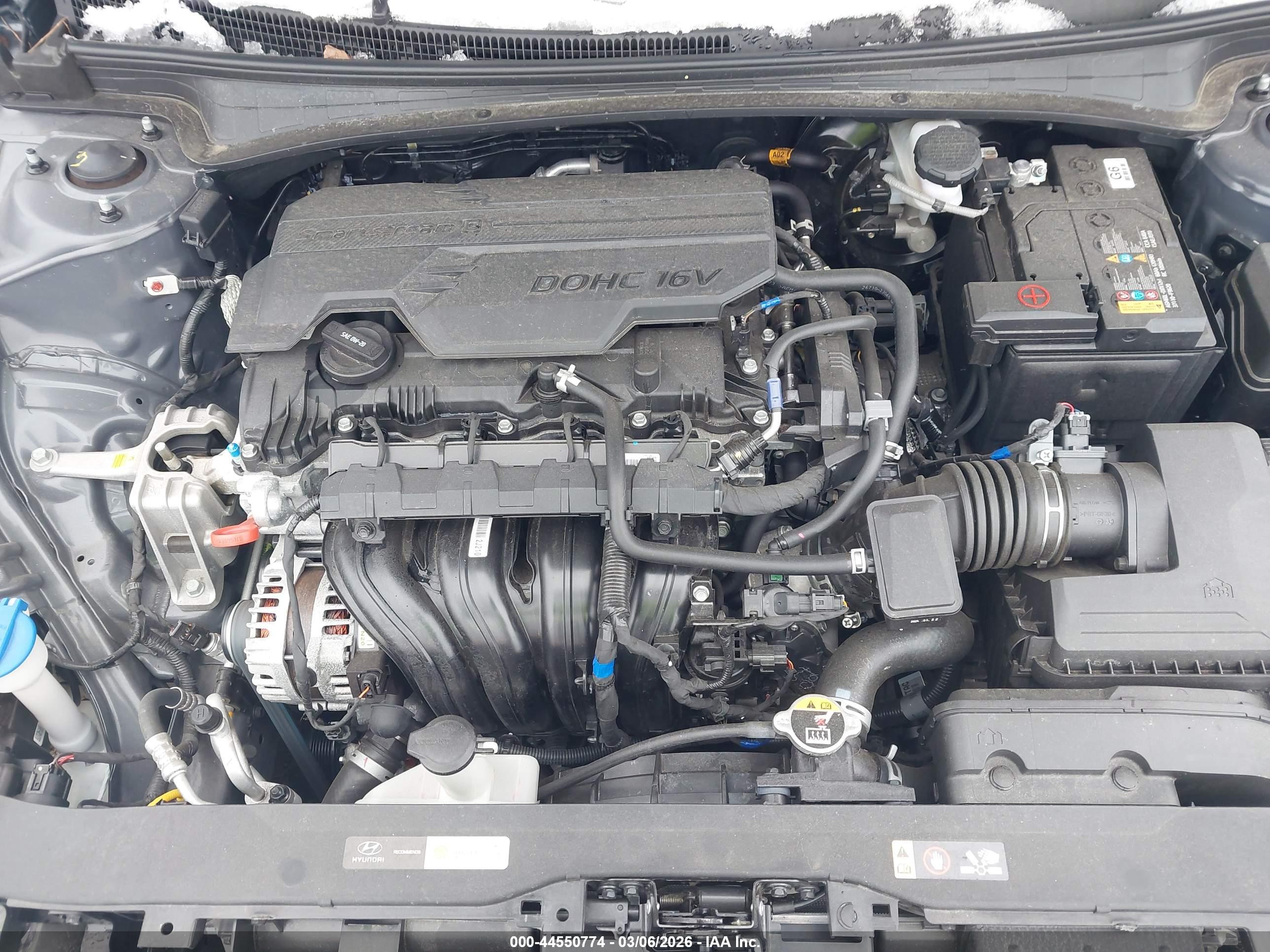 HYUNDAI ELANTRA image 10