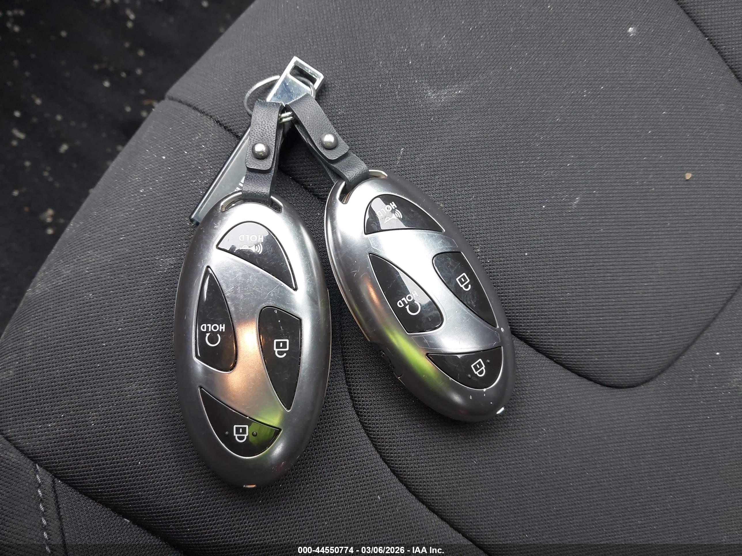 HYUNDAI ELANTRA image 11