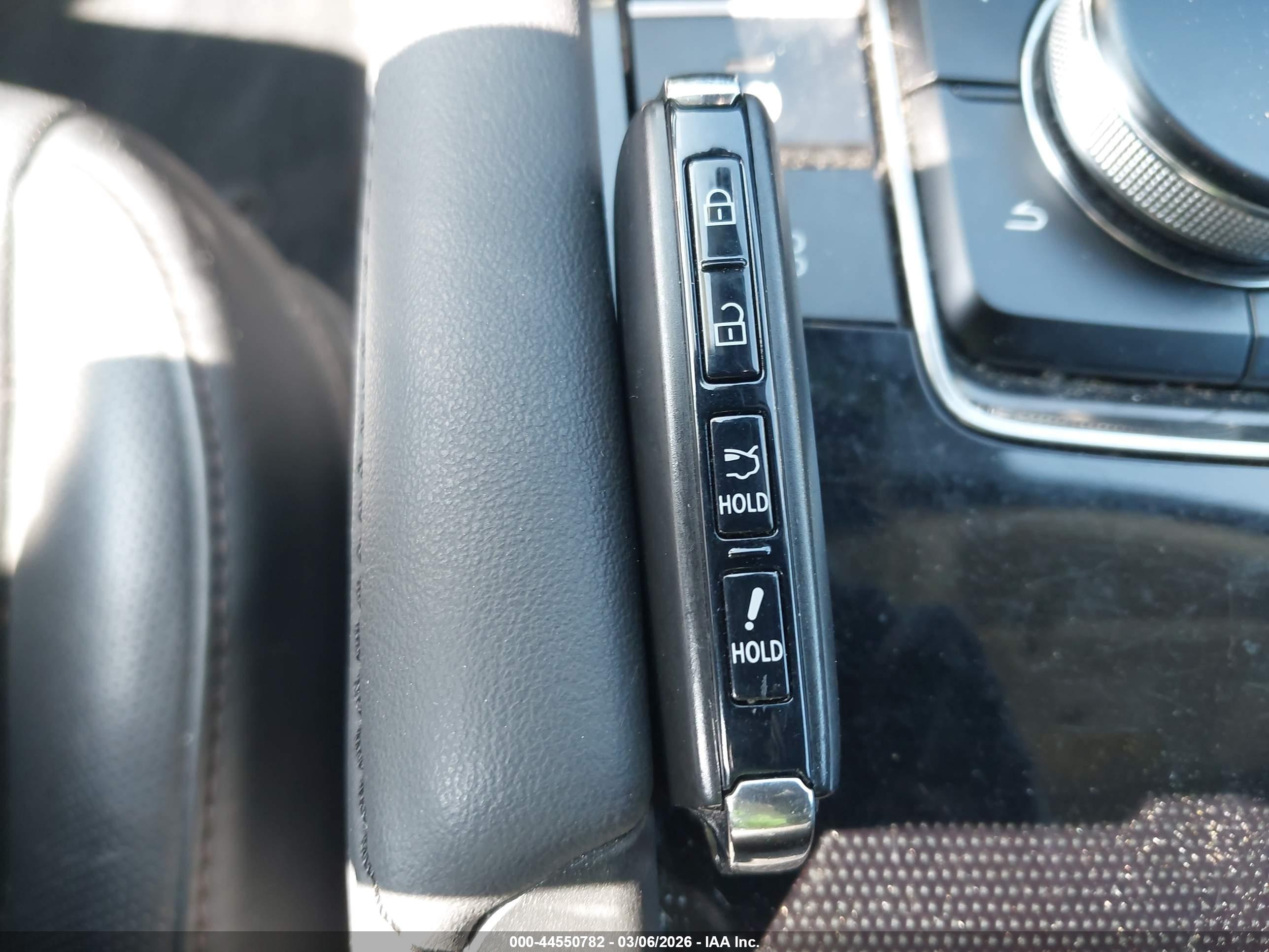 MAZDA MAZDA3 image 11