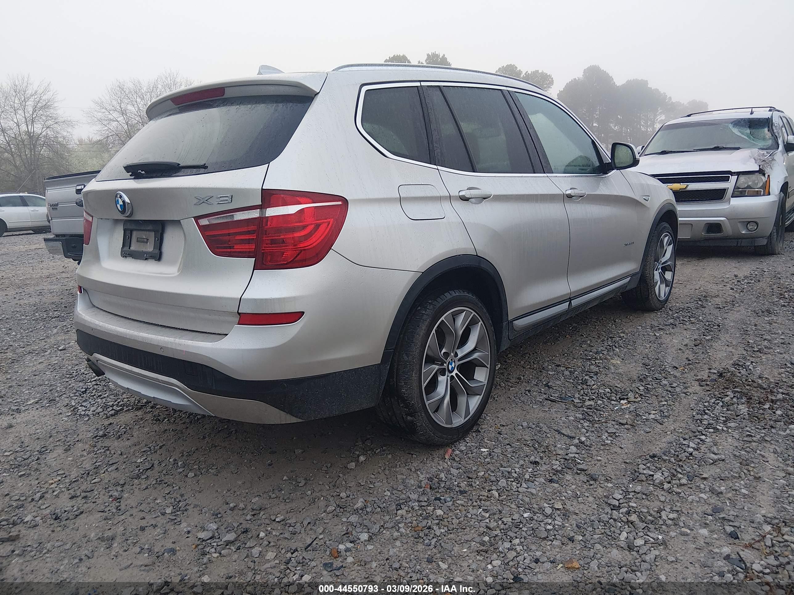 BMW X3 image 4