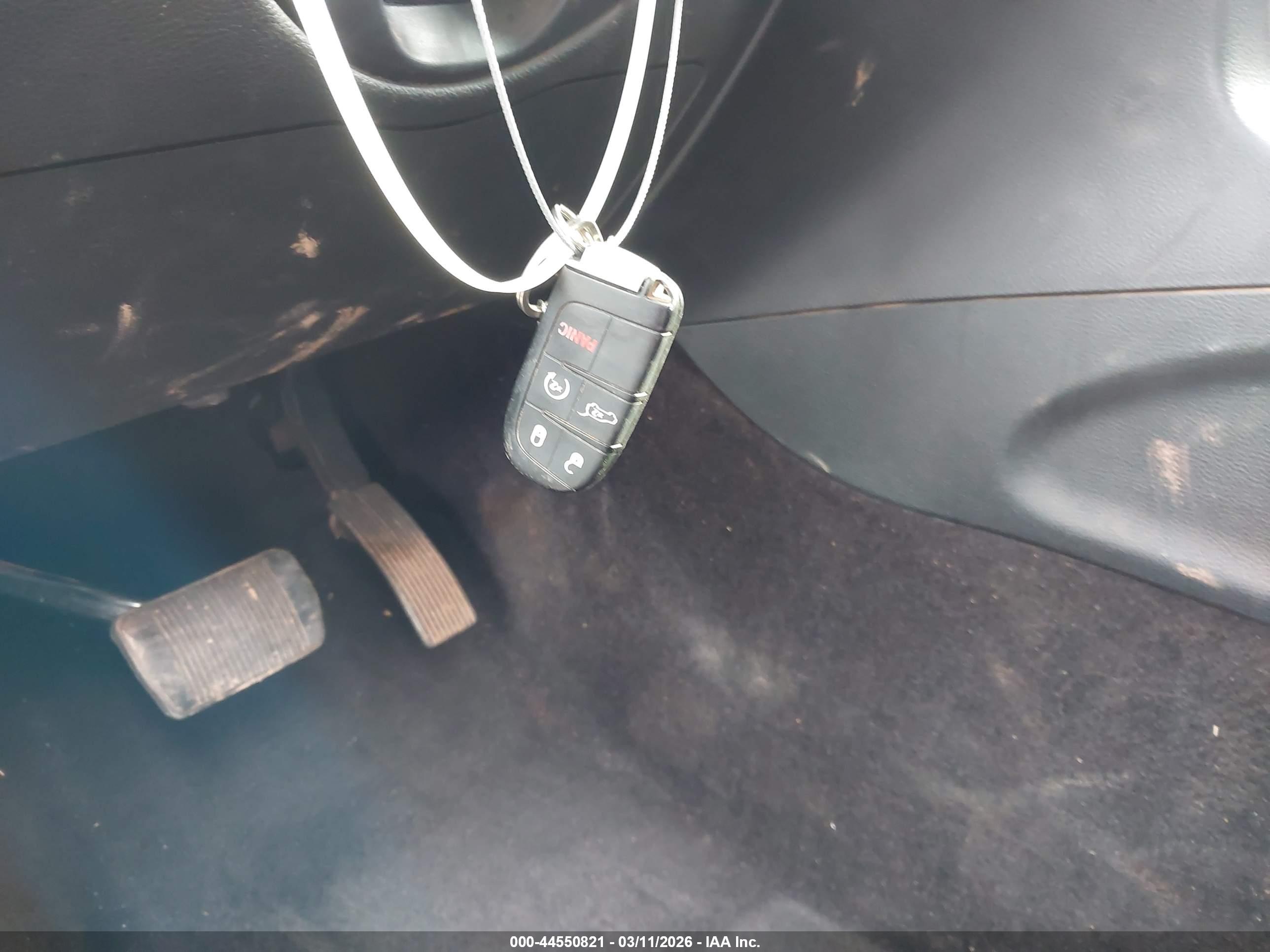 JEEP GRAND image 11