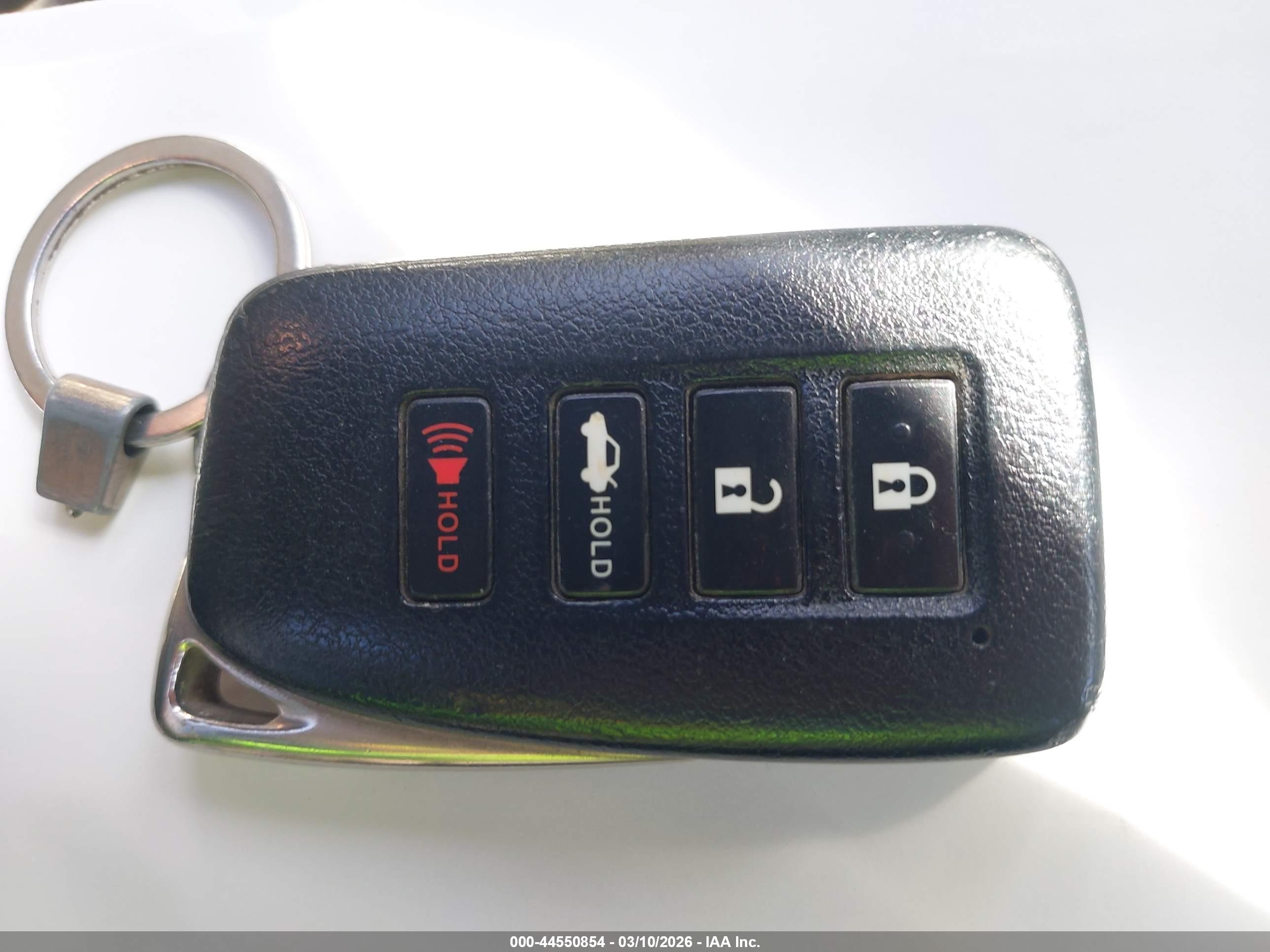 LEXUS IS image 11