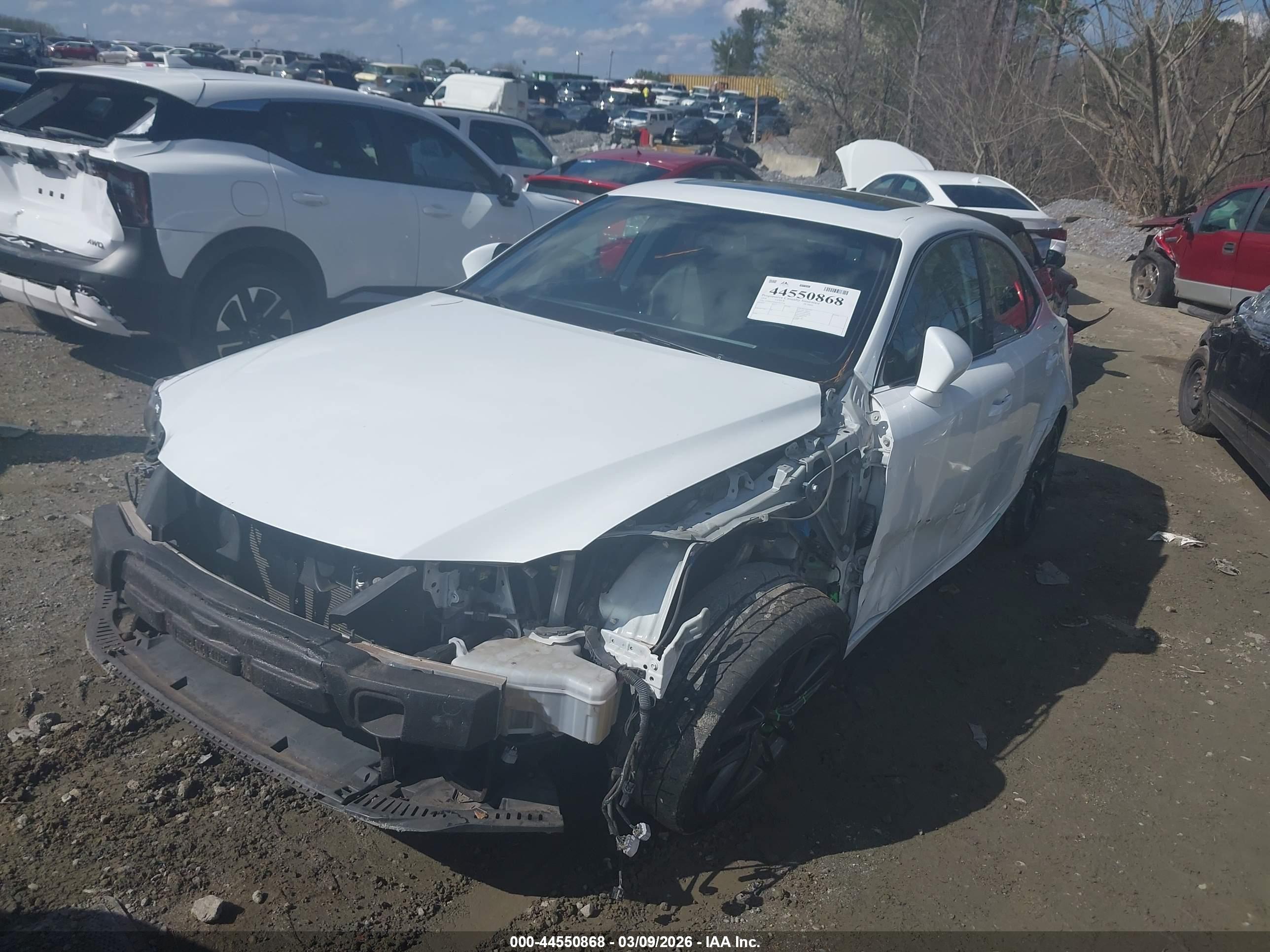 LEXUS IS image 2