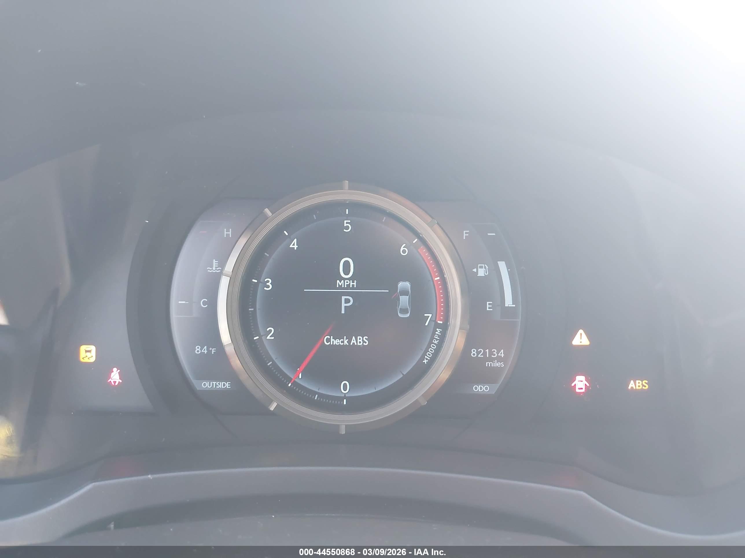 LEXUS IS image 7
