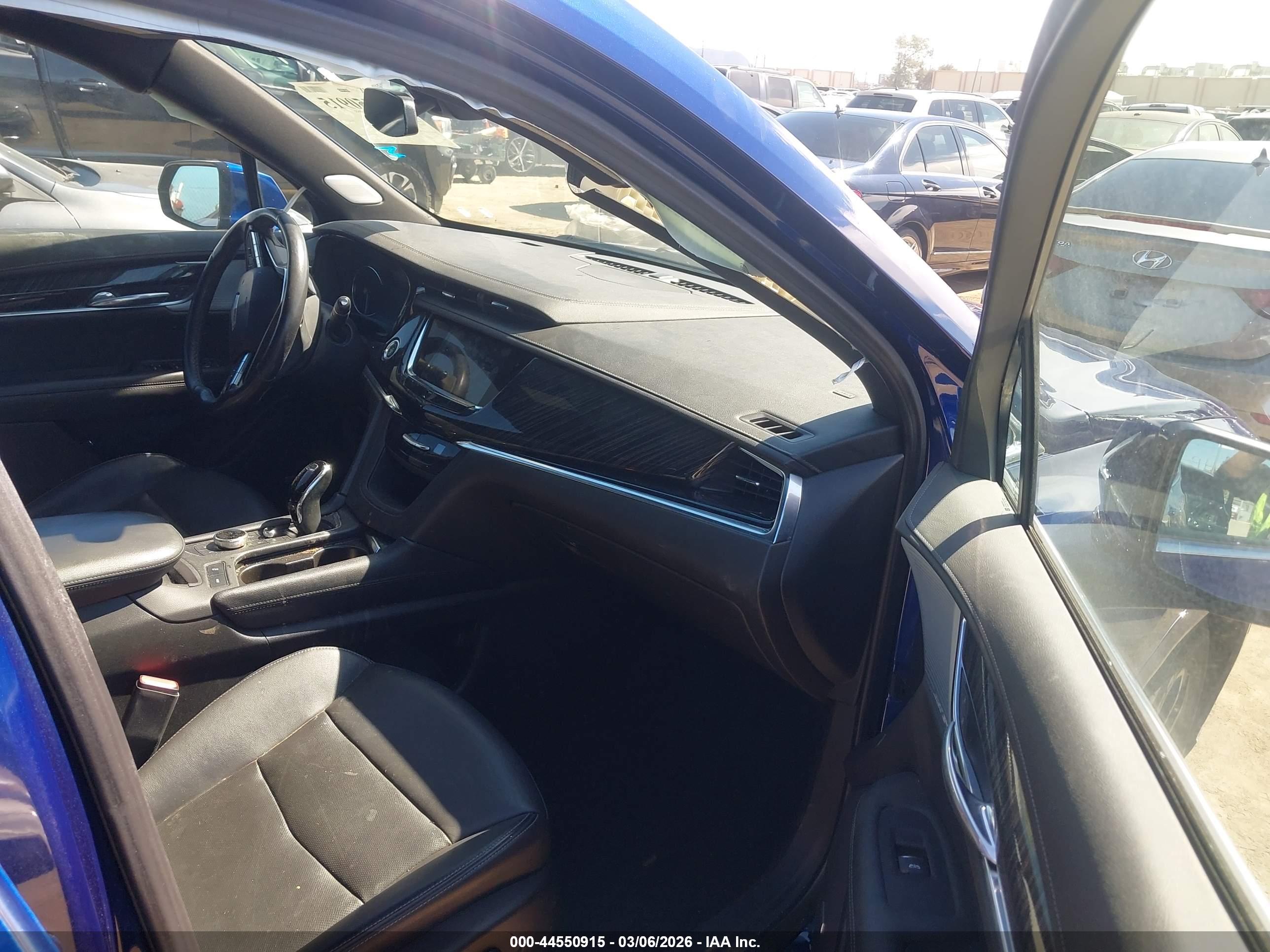 CADILLAC XT6 image 5