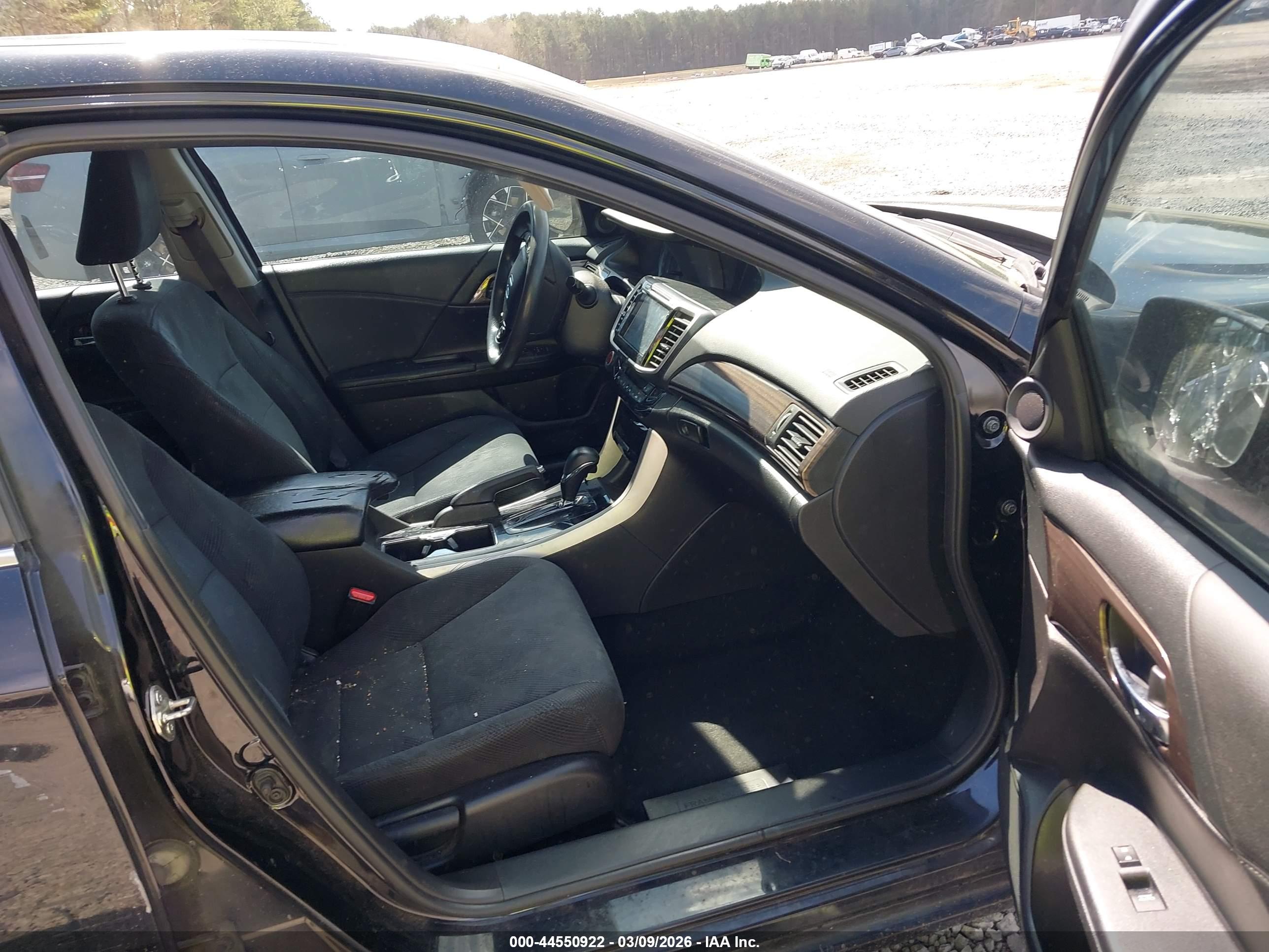 HONDA ACCORD image 5