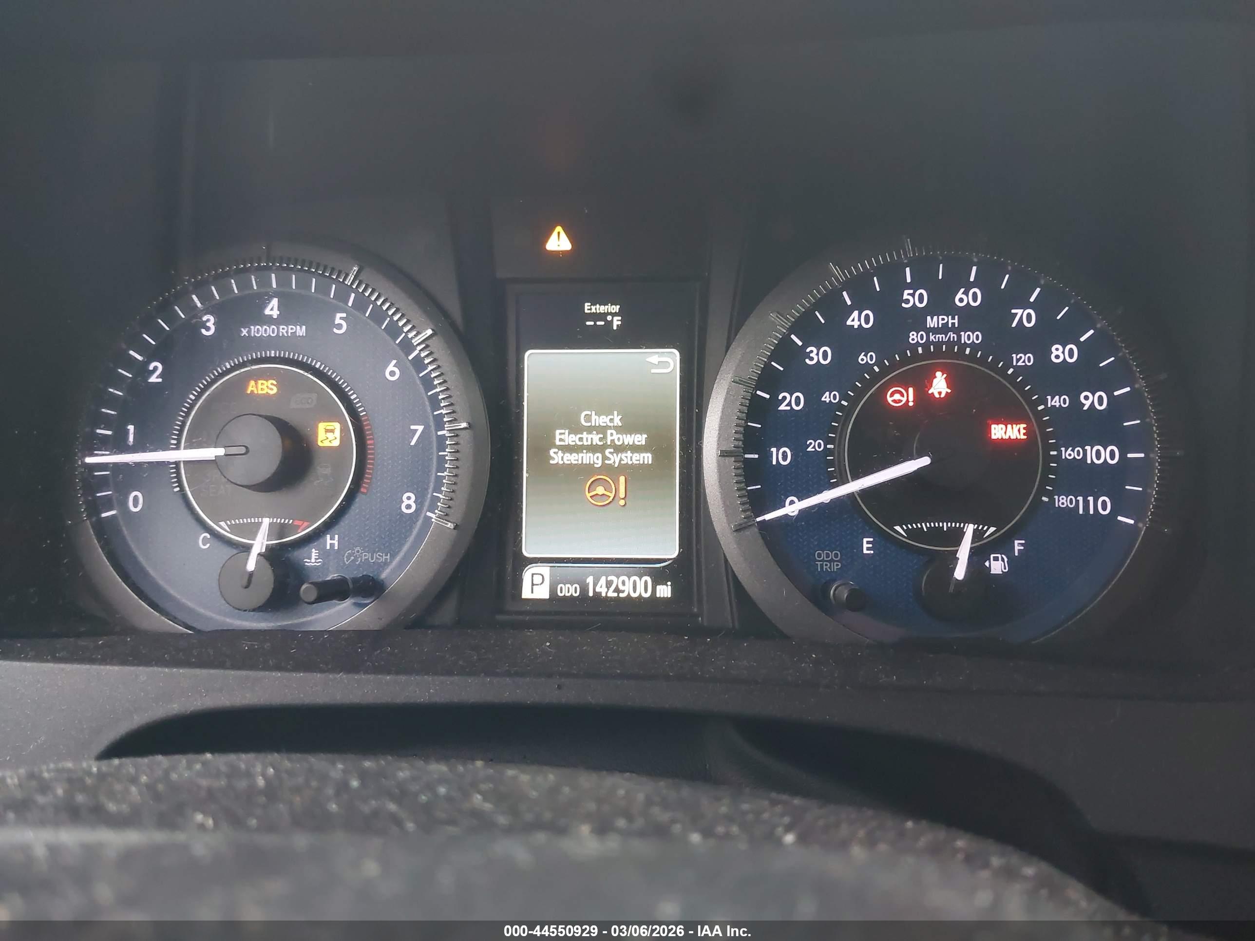 TOYOTA SIENNA image 7