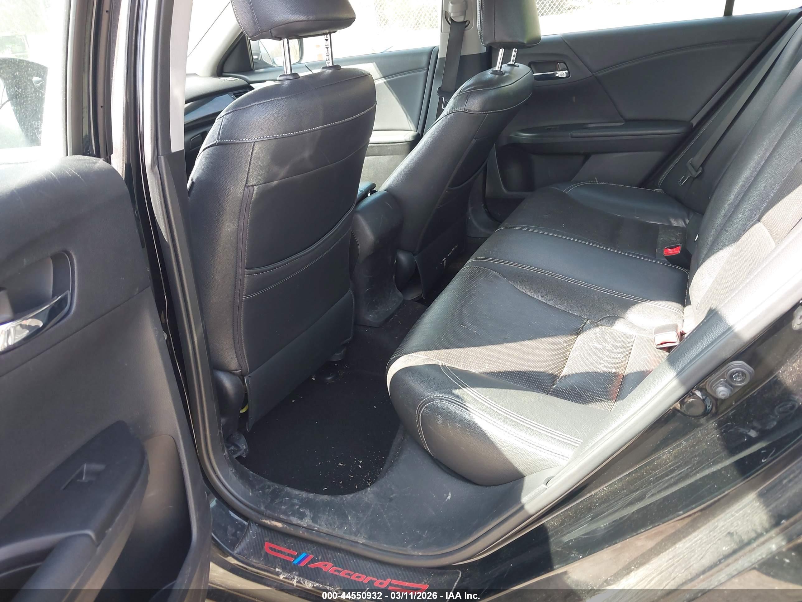 HONDA ACCORD image 8
