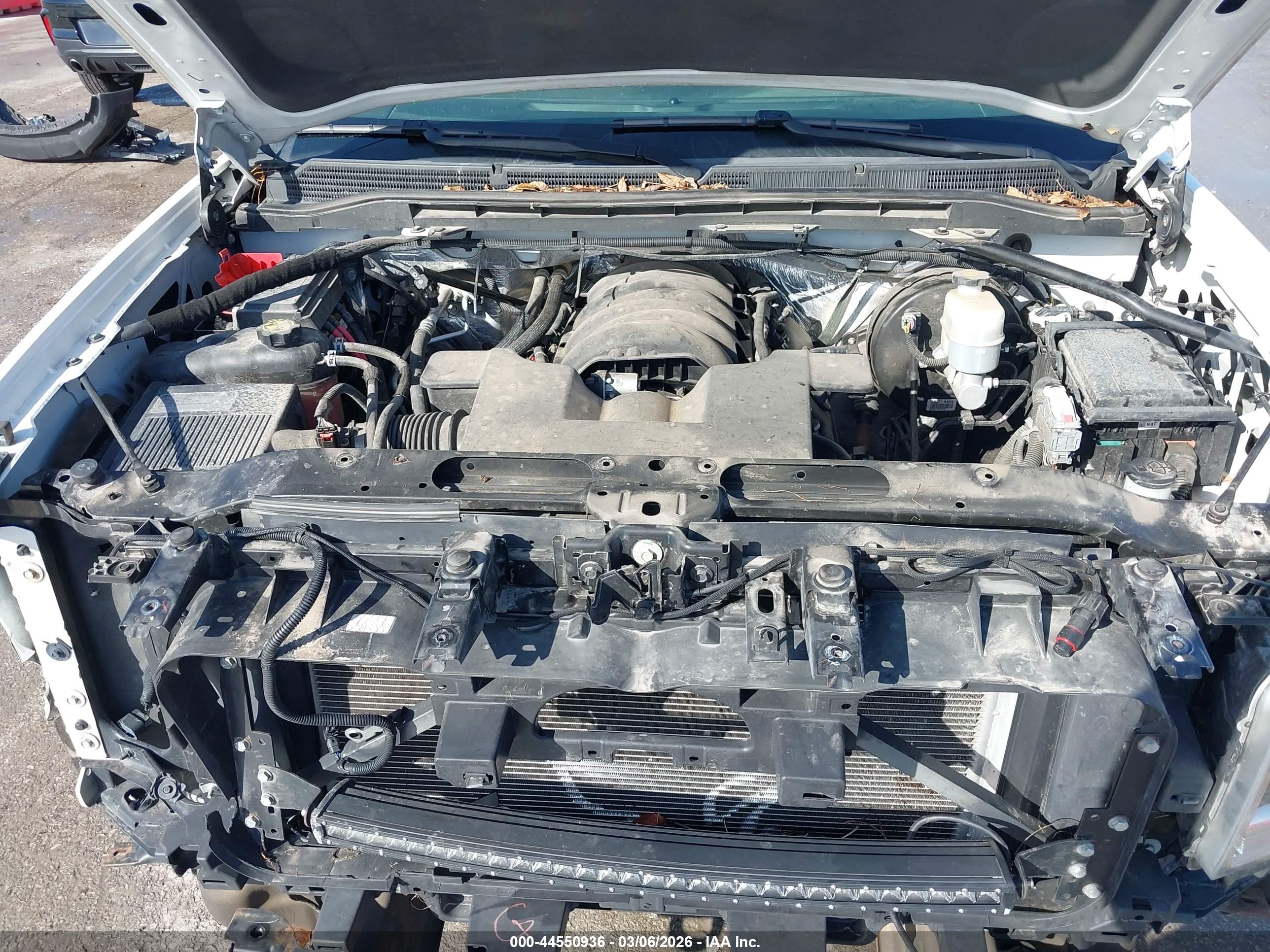 GMC SIERRA image 10
