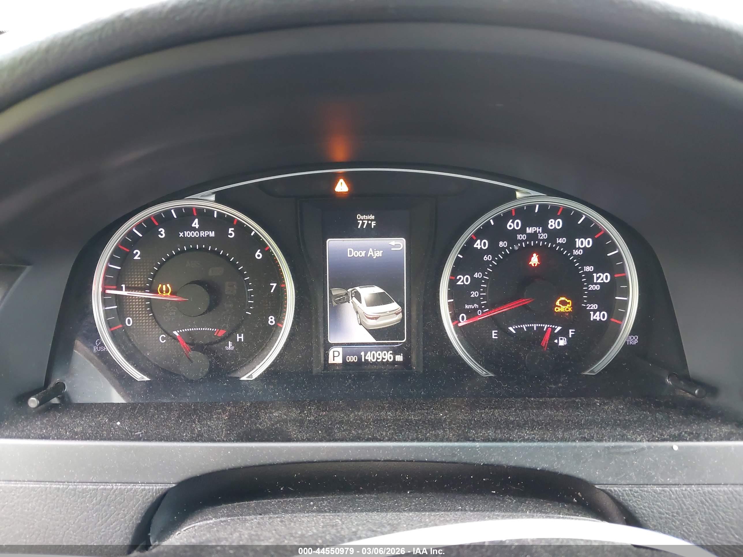TOYOTA CAMRY image 7