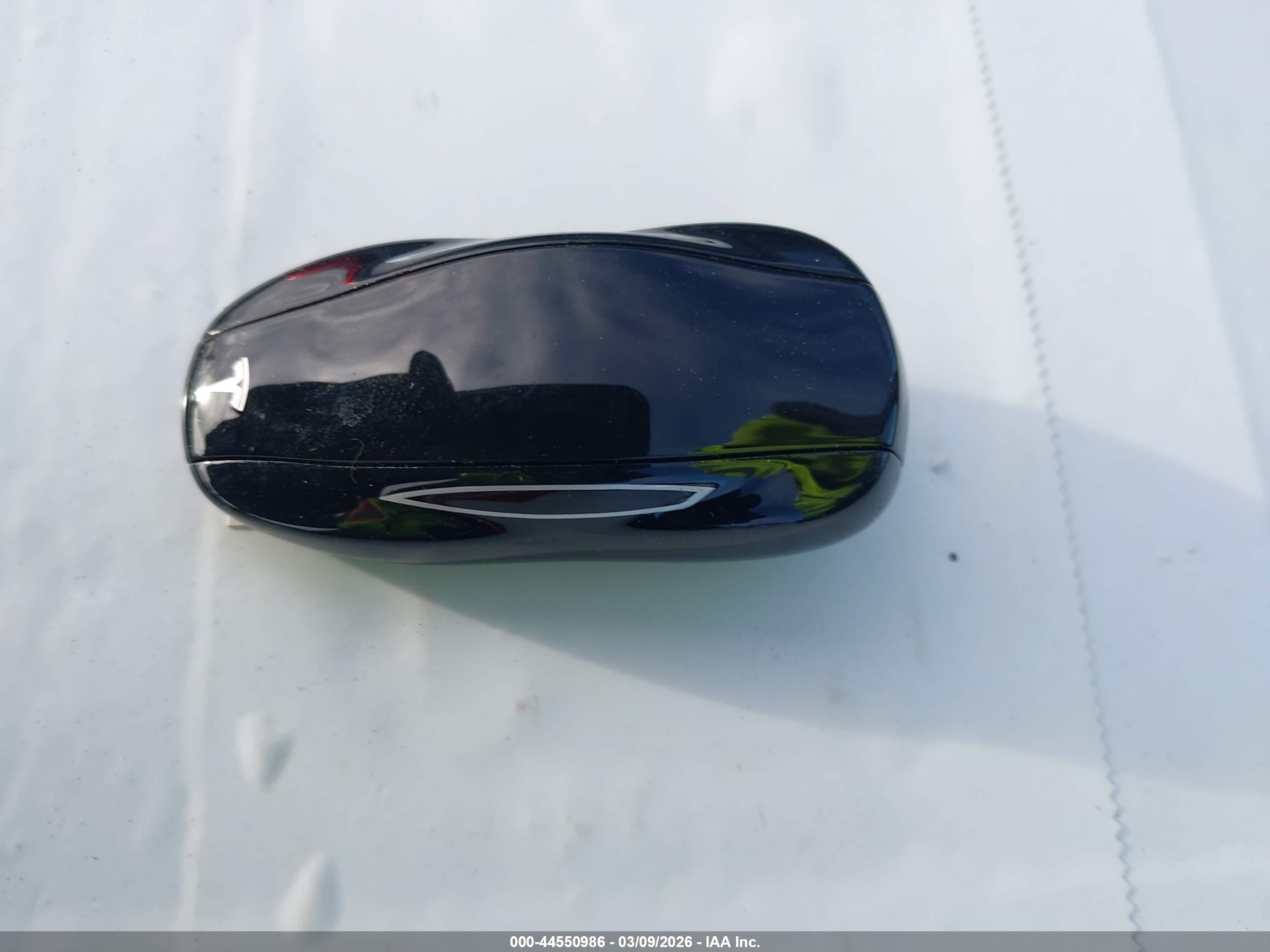 TESLA MODEL image 11