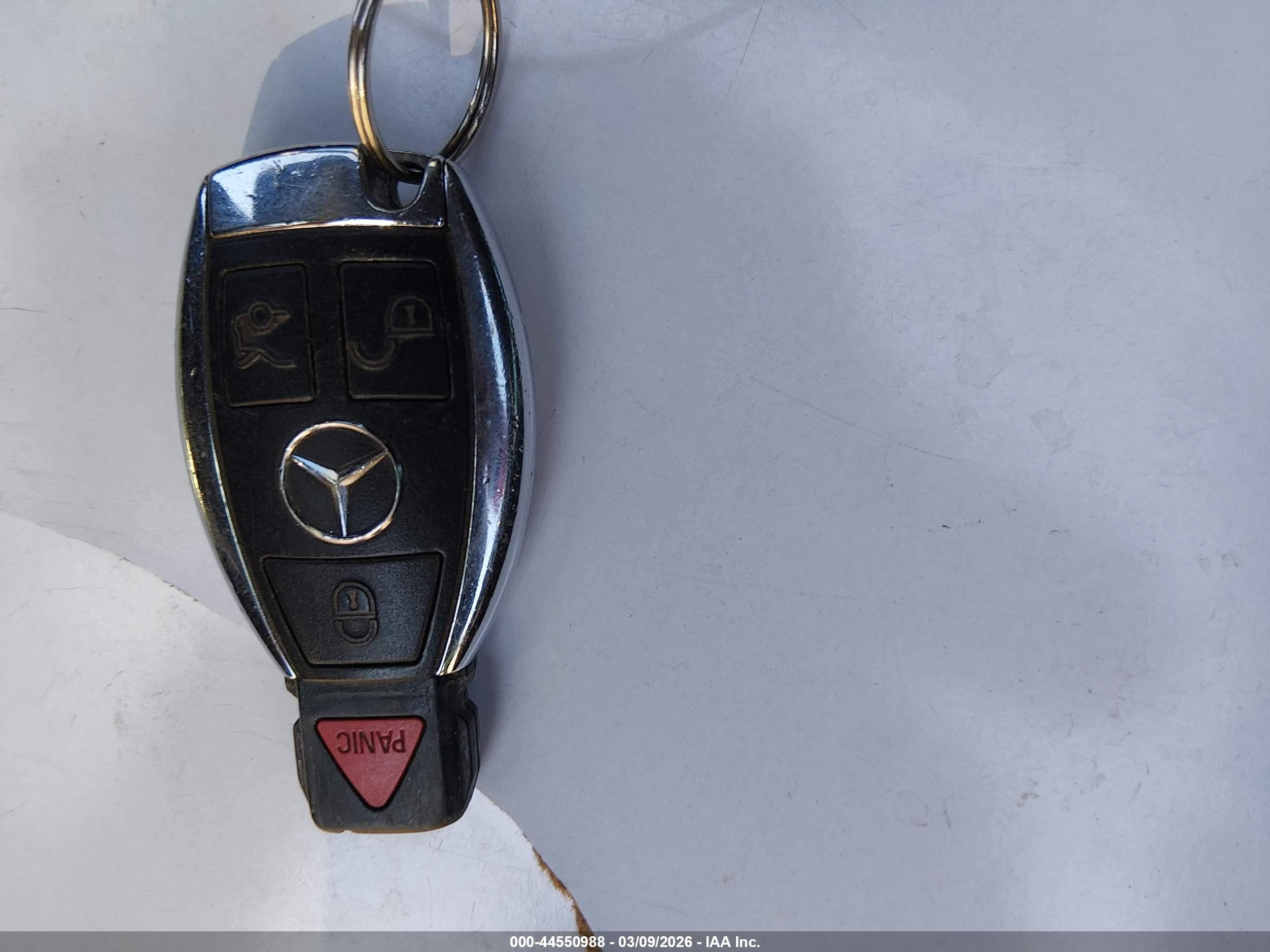 MERCEDES-BENZ C image 11